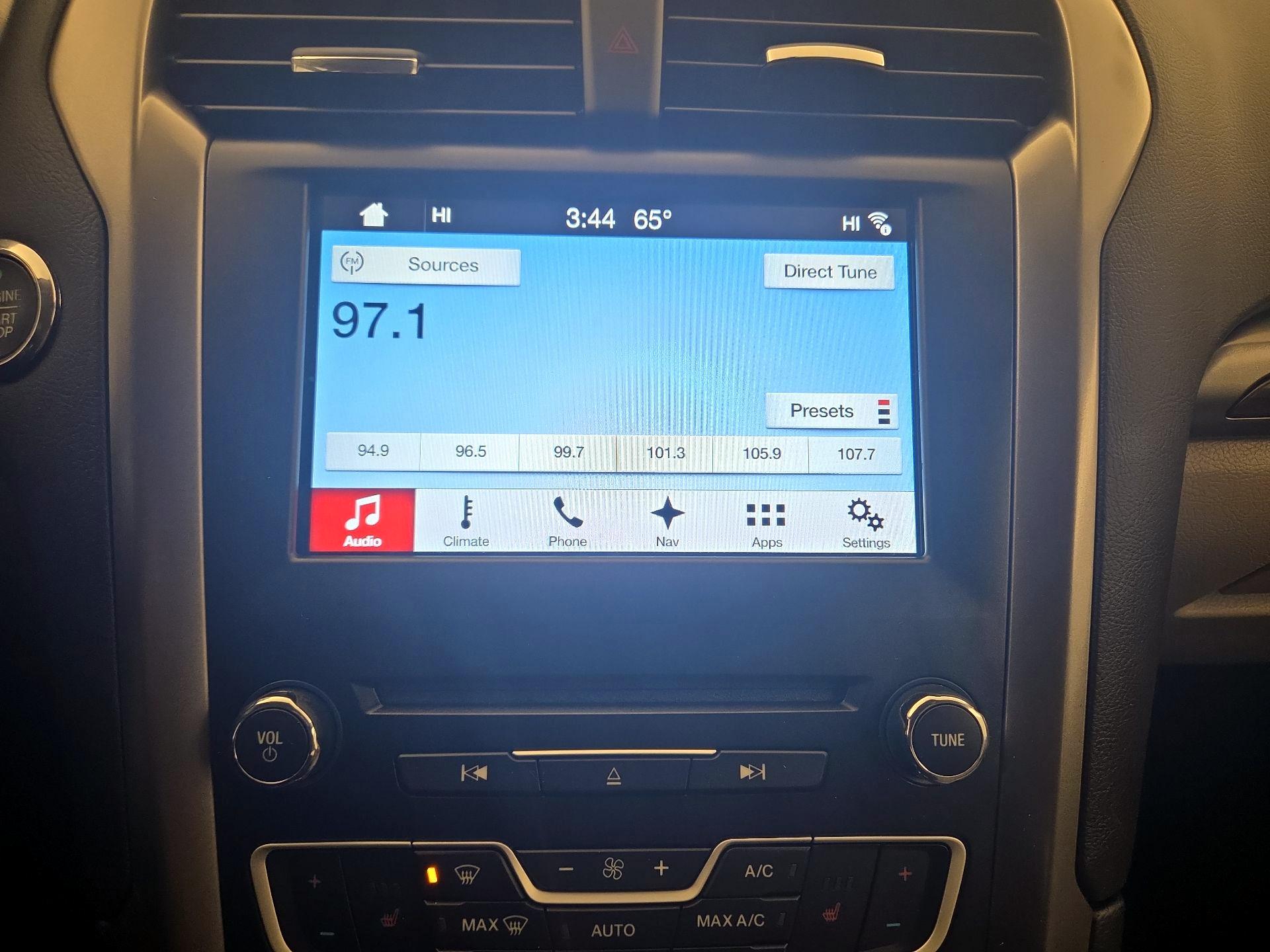 Thumbnail: 2017 Ford Fusion - 16