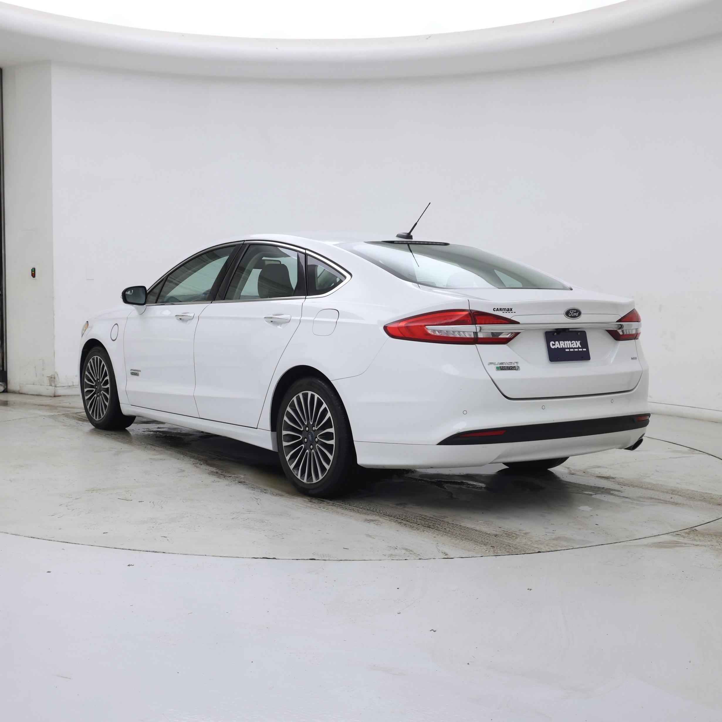 Thumbnail: 2017 Ford Fusion - 2