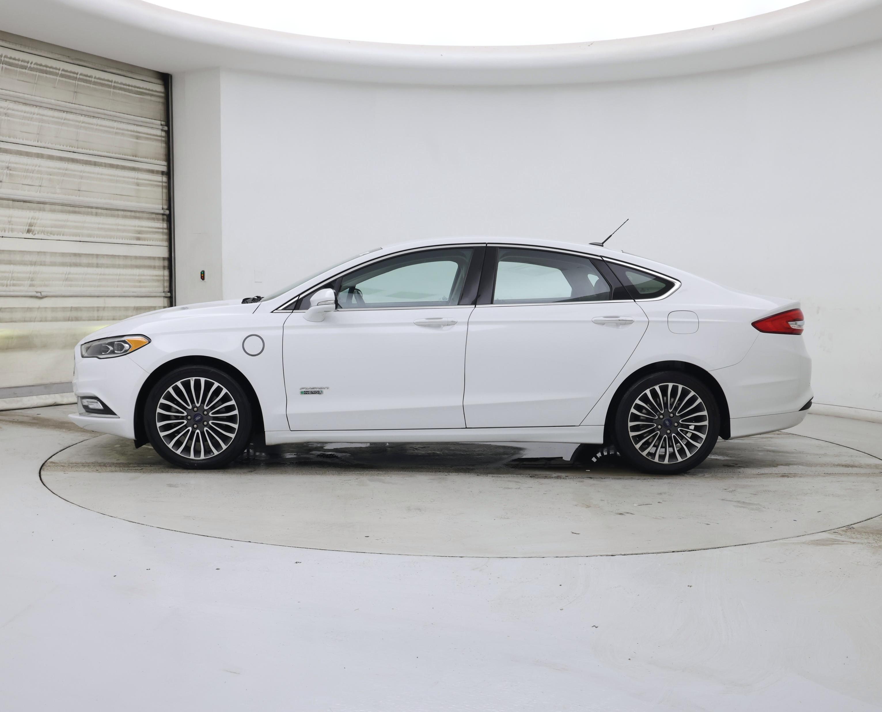 Thumbnail: 2017 Ford Fusion - 3
