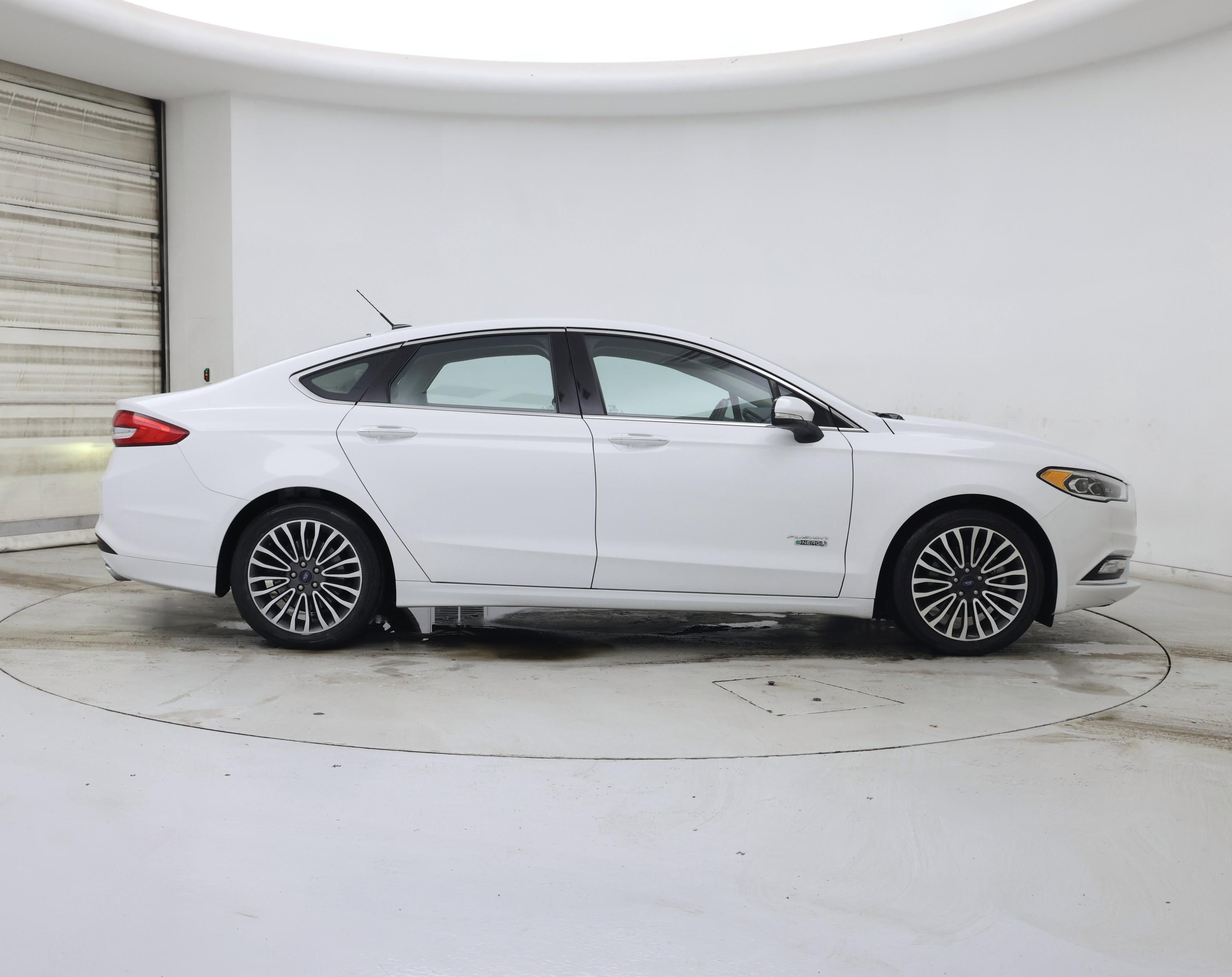 Thumbnail: 2017 Ford Fusion - 7