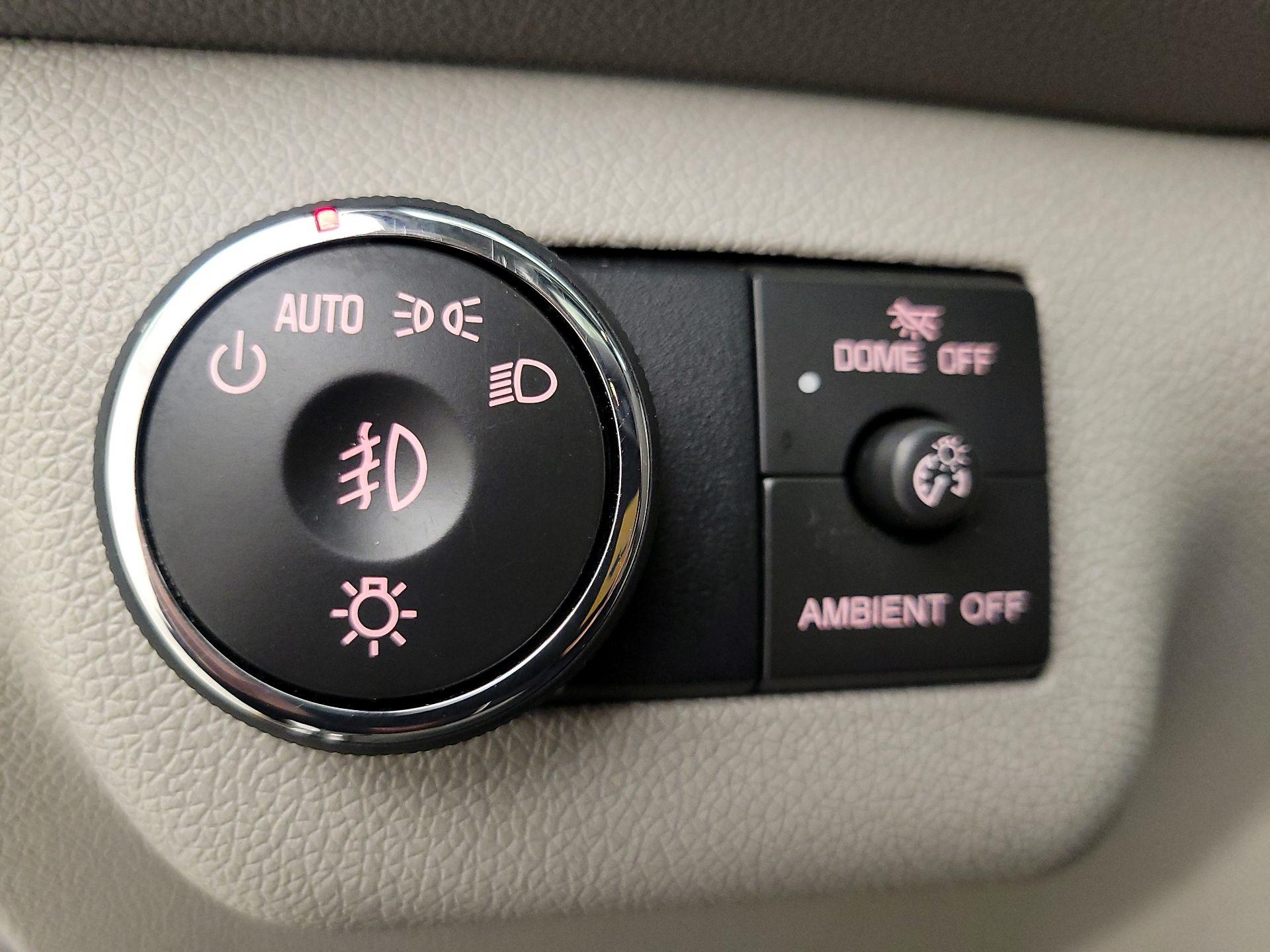 Thumbnail: 2014 GMC Acadia - 13