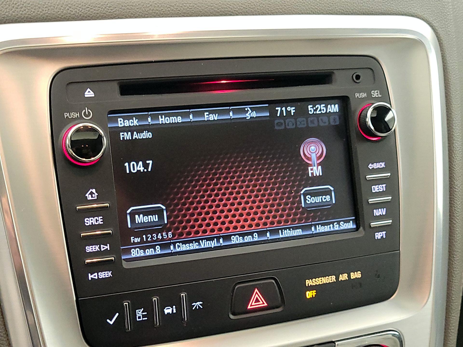 Thumbnail: 2014 GMC Acadia - 16