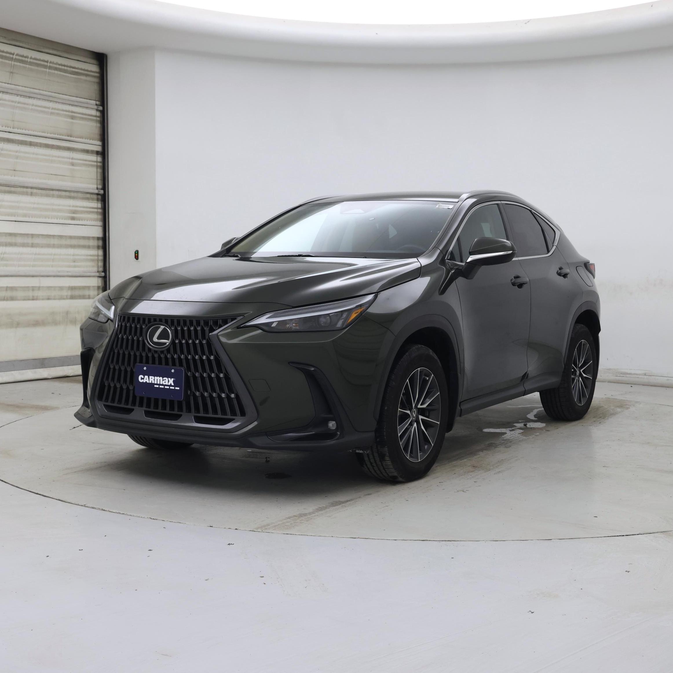 Thumbnail: 2022 Lexus NX - 4