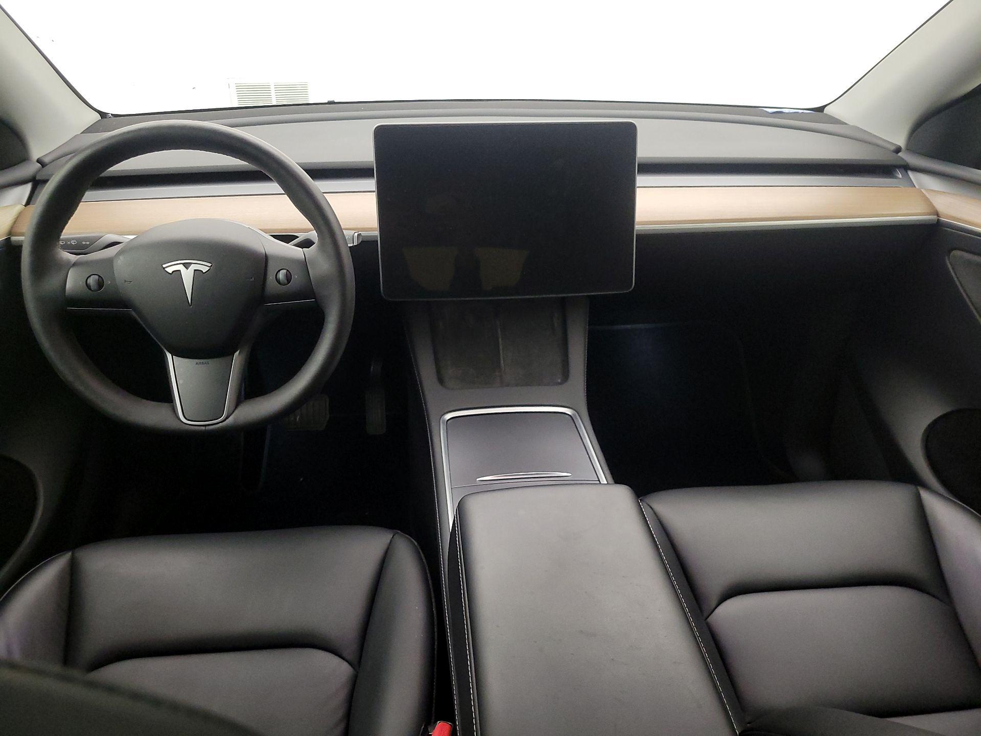 Thumbnail: 2023 Tesla Model Y - 9