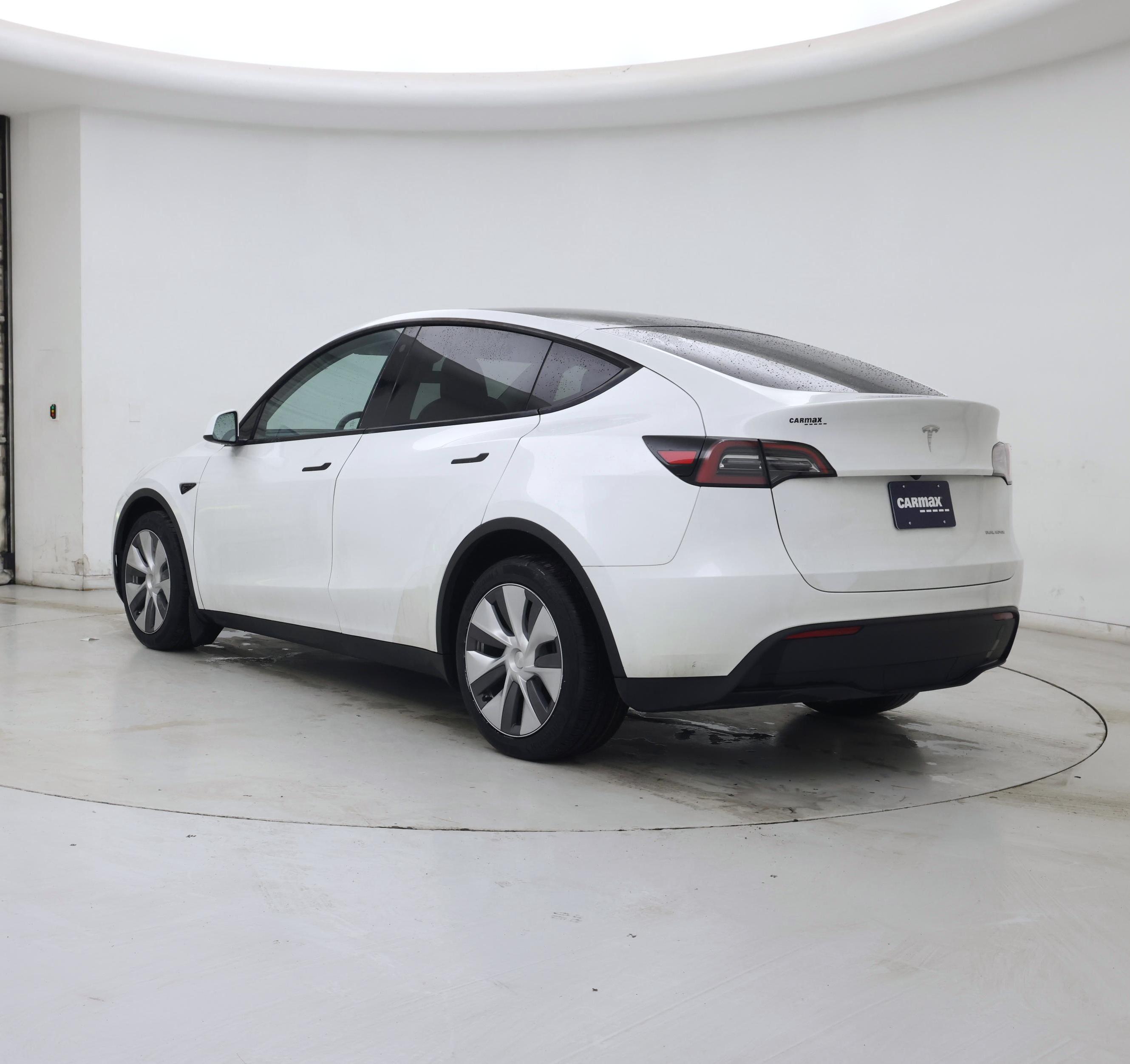 Thumbnail: 2023 Tesla Model Y - 2