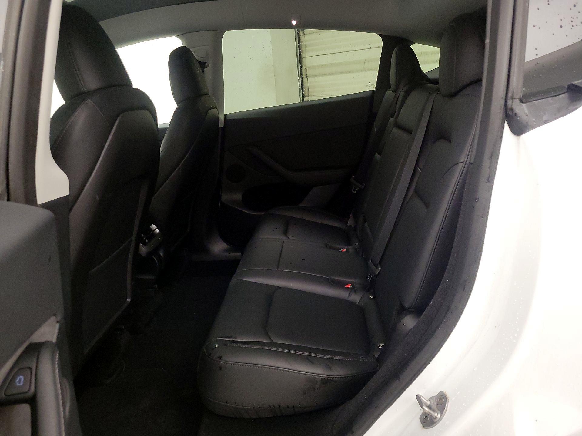 Thumbnail: 2023 Tesla Model Y - 19