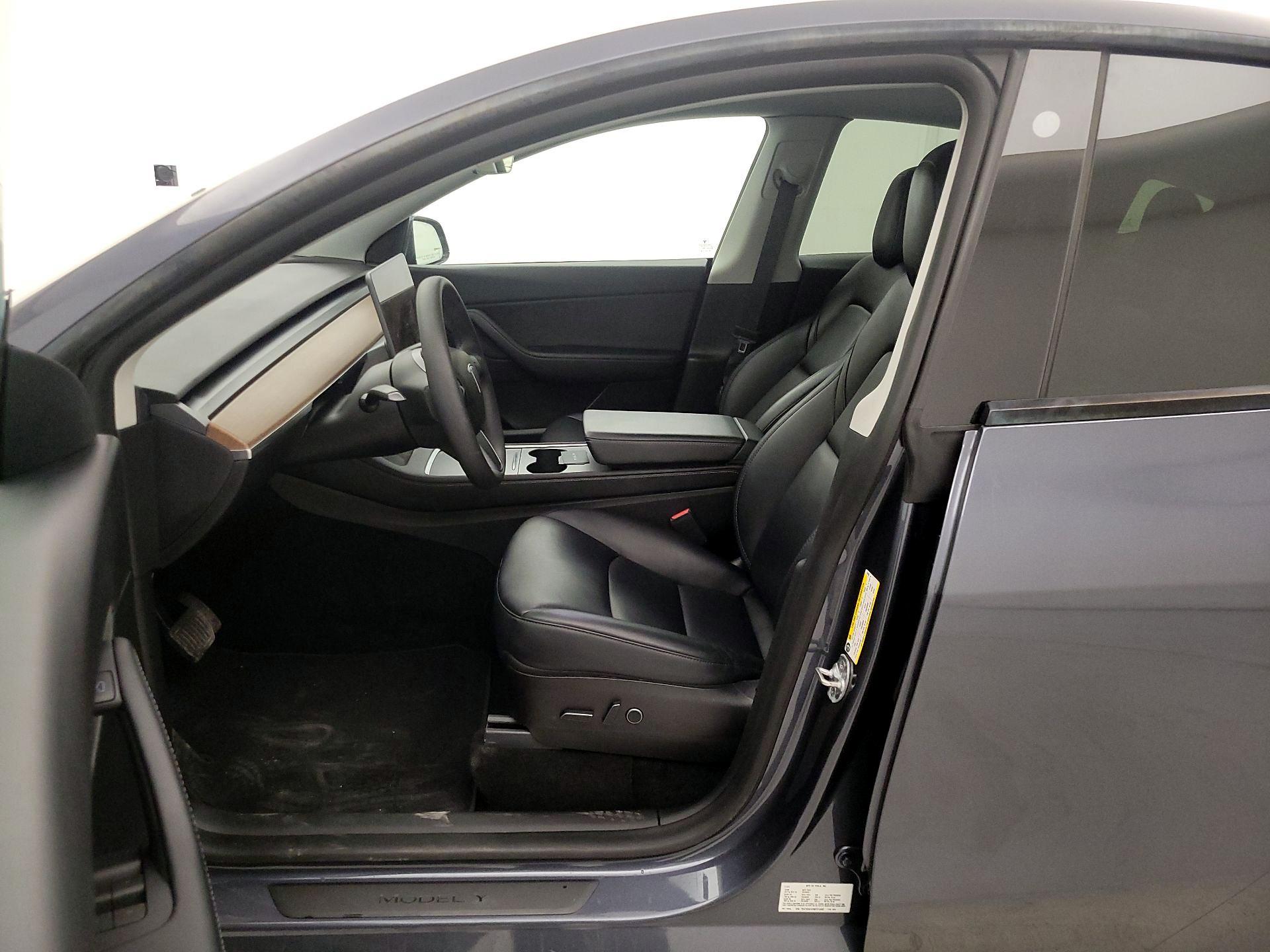 Thumbnail: 2022 Tesla Model Y - 11