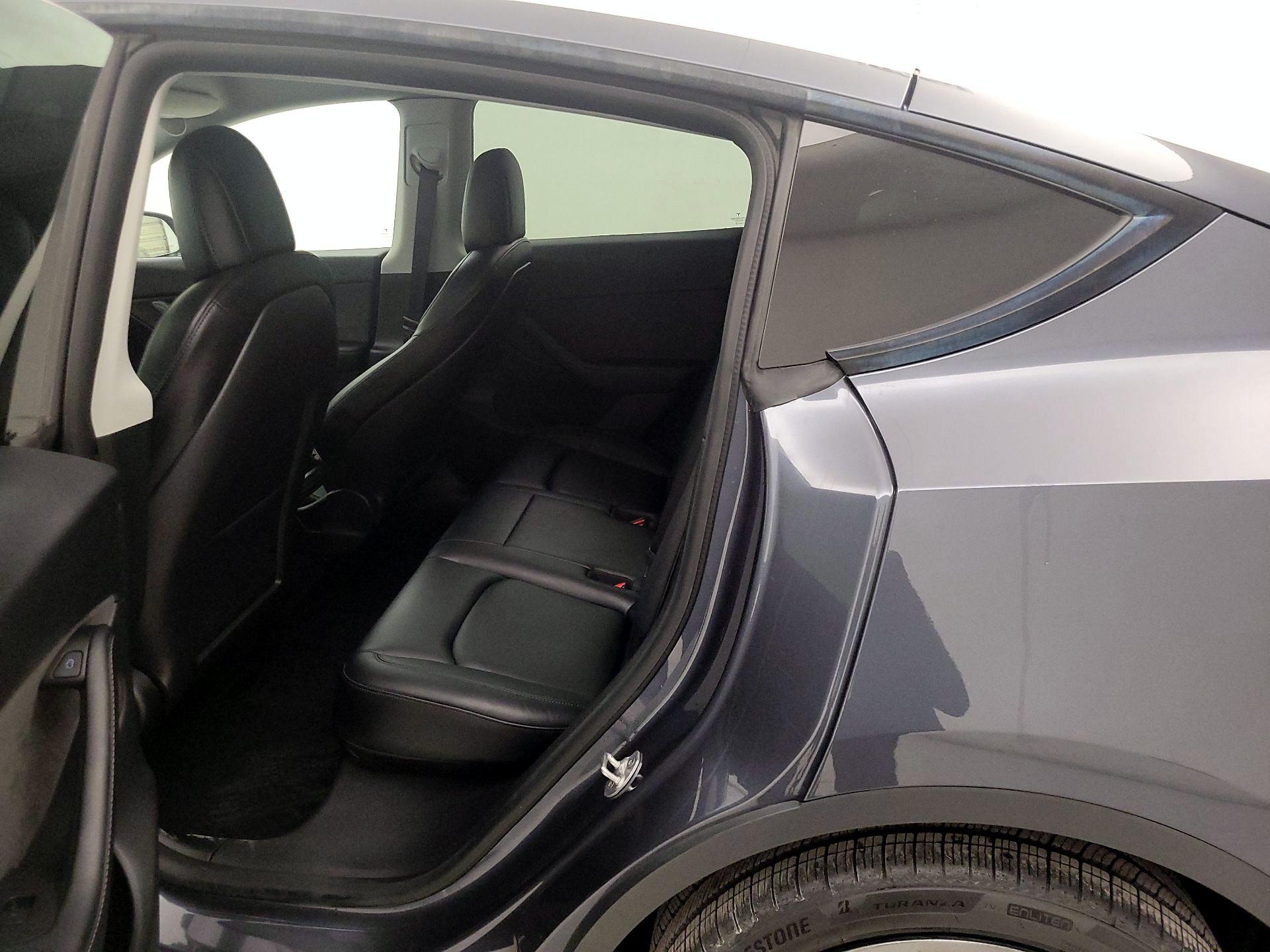 Thumbnail: 2022 Tesla Model Y - 20