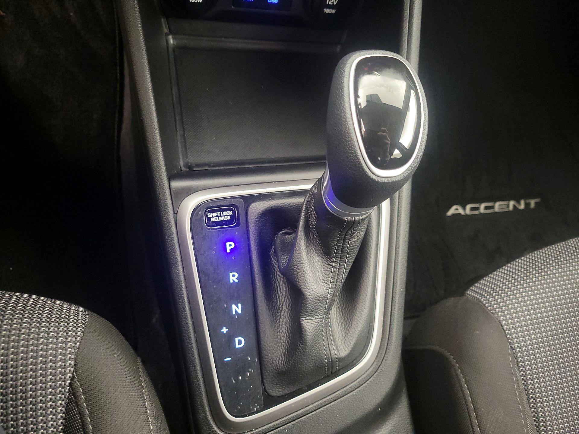 Thumbnail: 2021 Hyundai Accent - 17