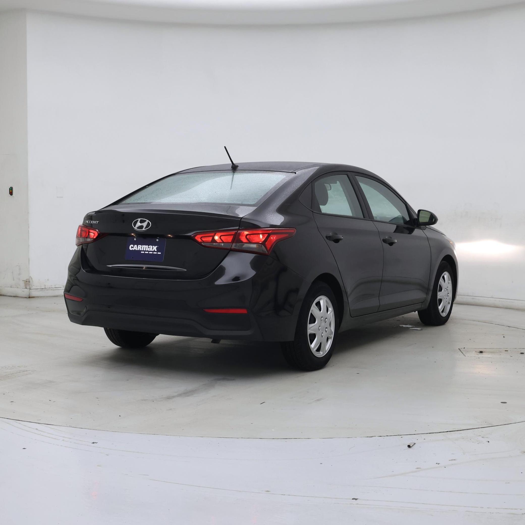 Thumbnail: 2021 Hyundai Accent - 8