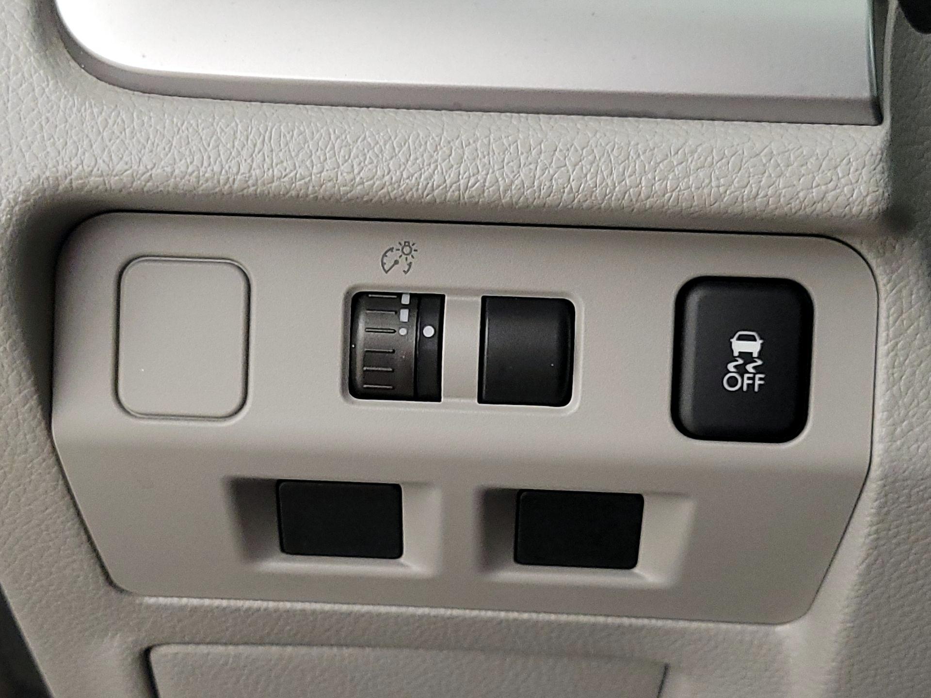 Thumbnail: 2015 Subaru Forester - 12