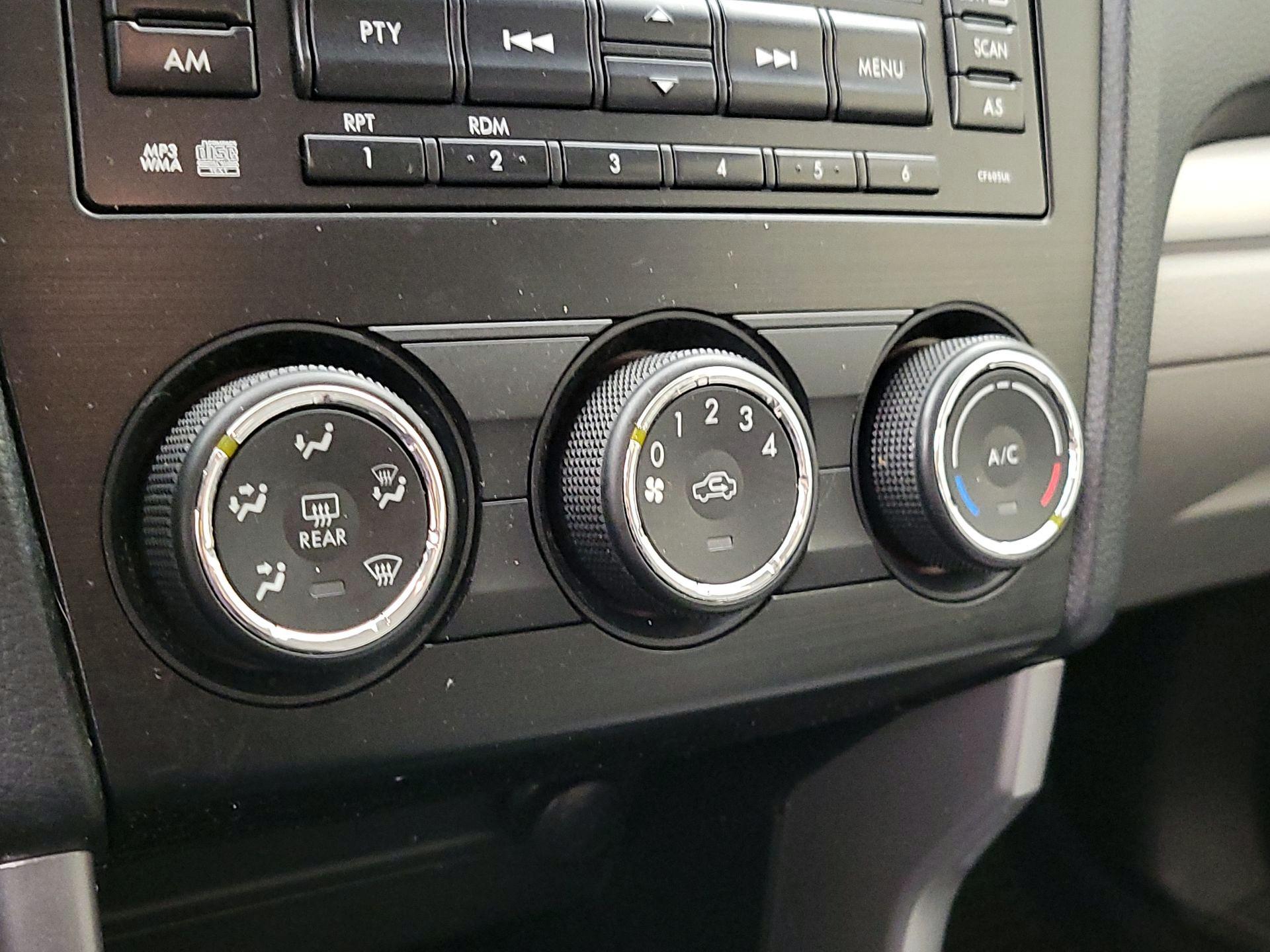 Thumbnail: 2015 Subaru Forester - 15