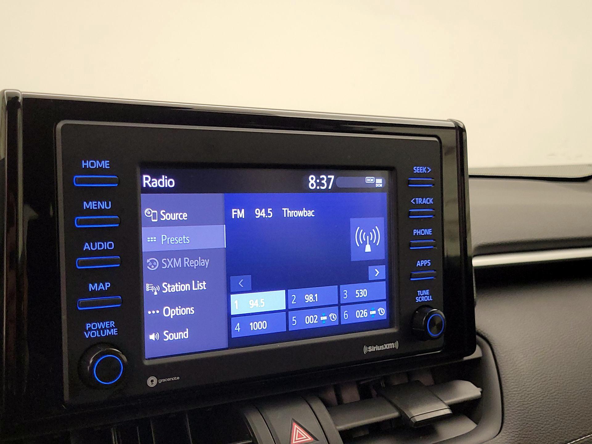 Thumbnail: 2020 Toyota RAV4 - 15