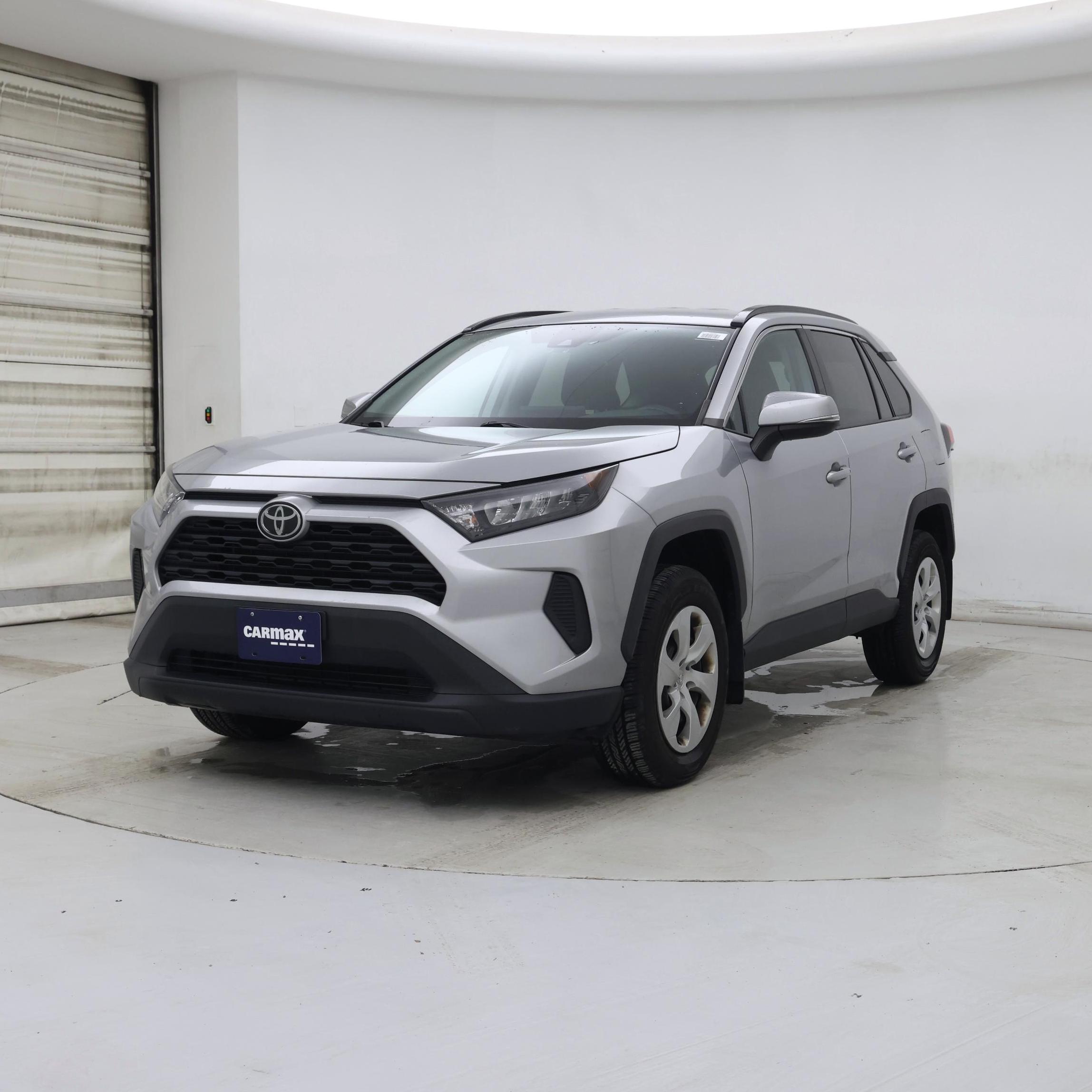Thumbnail: 2020 Toyota RAV4 - 4
