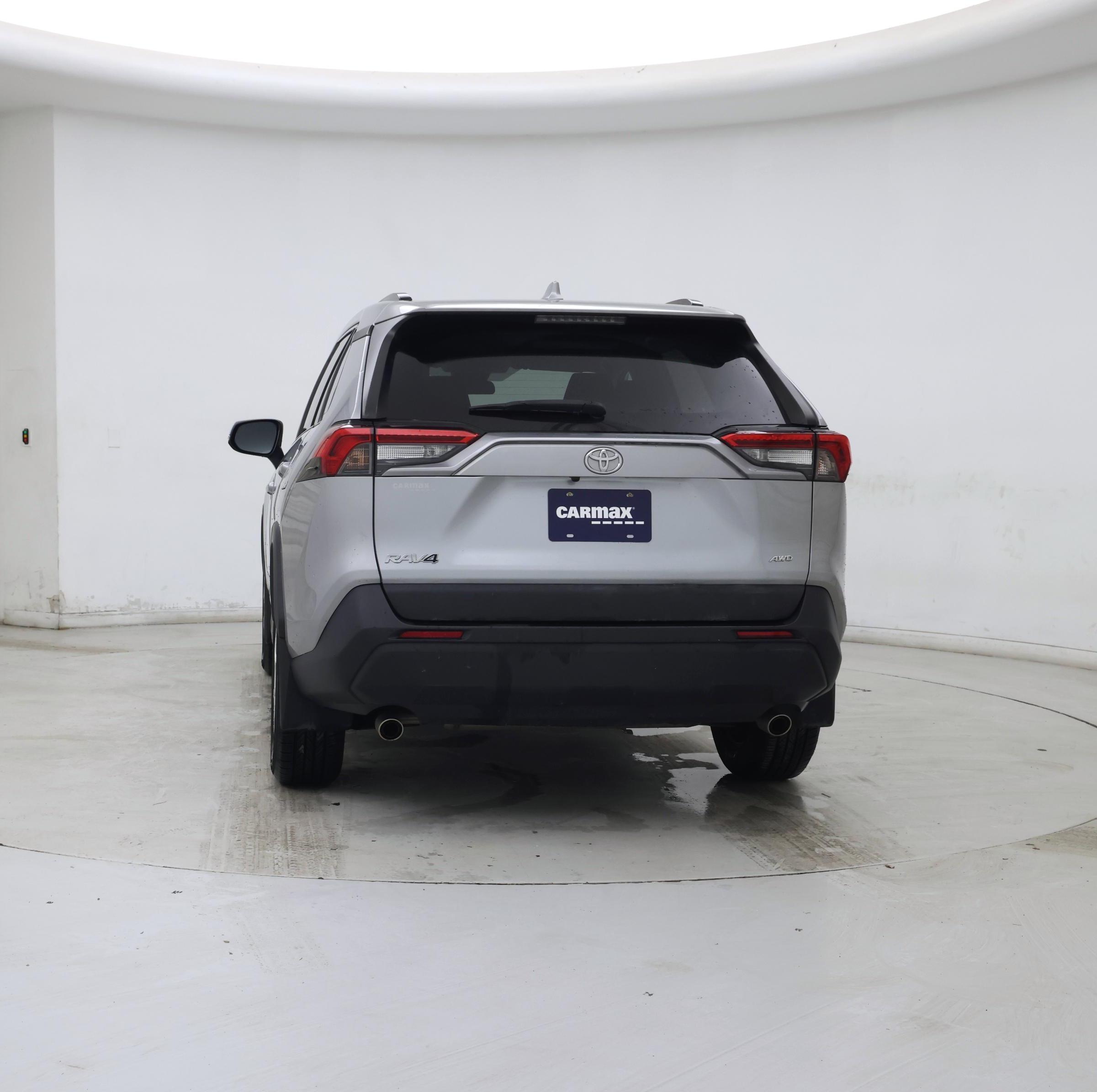 Thumbnail: 2020 Toyota RAV4 - 6