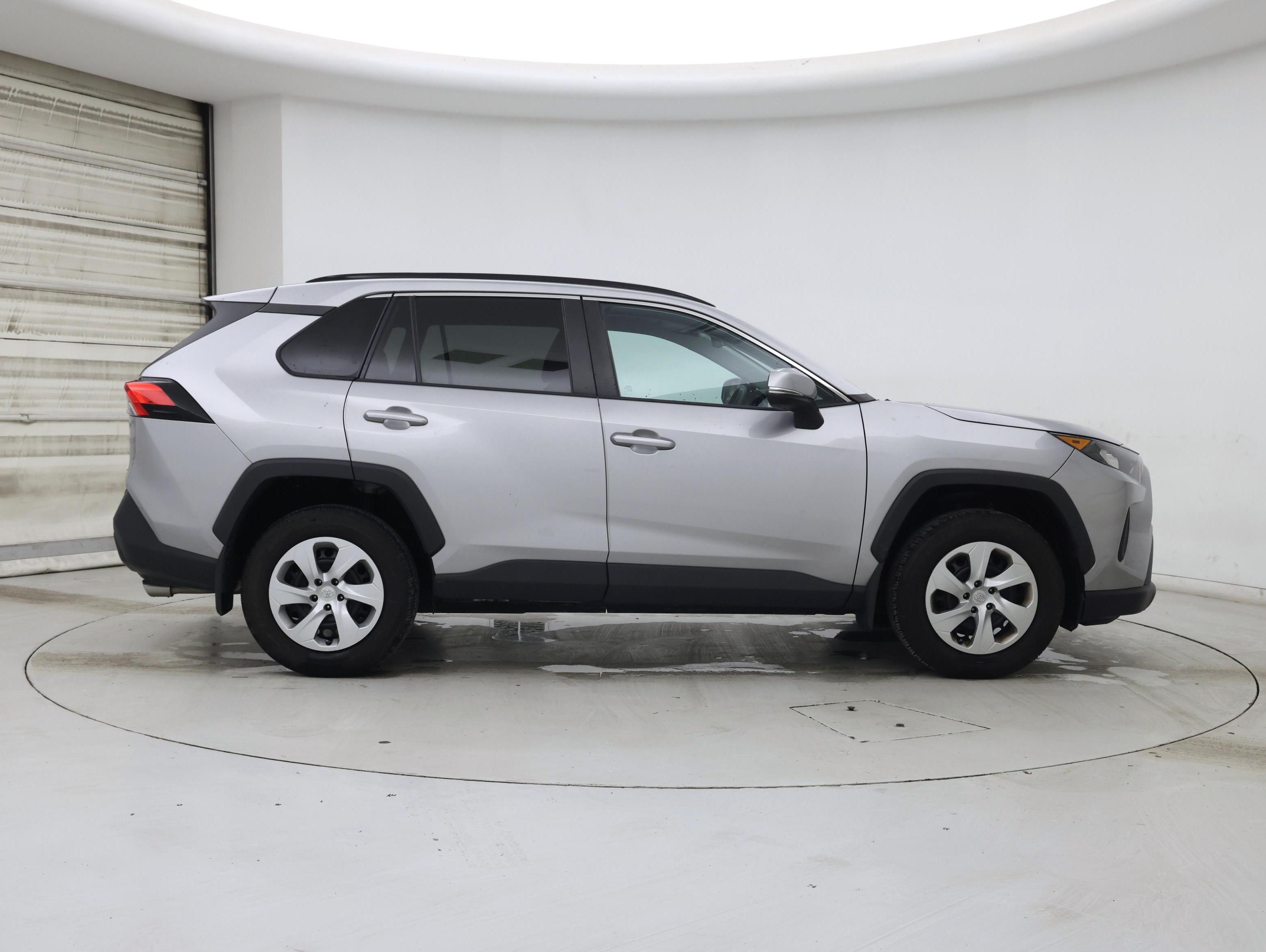 Thumbnail: 2020 Toyota RAV4 - 7