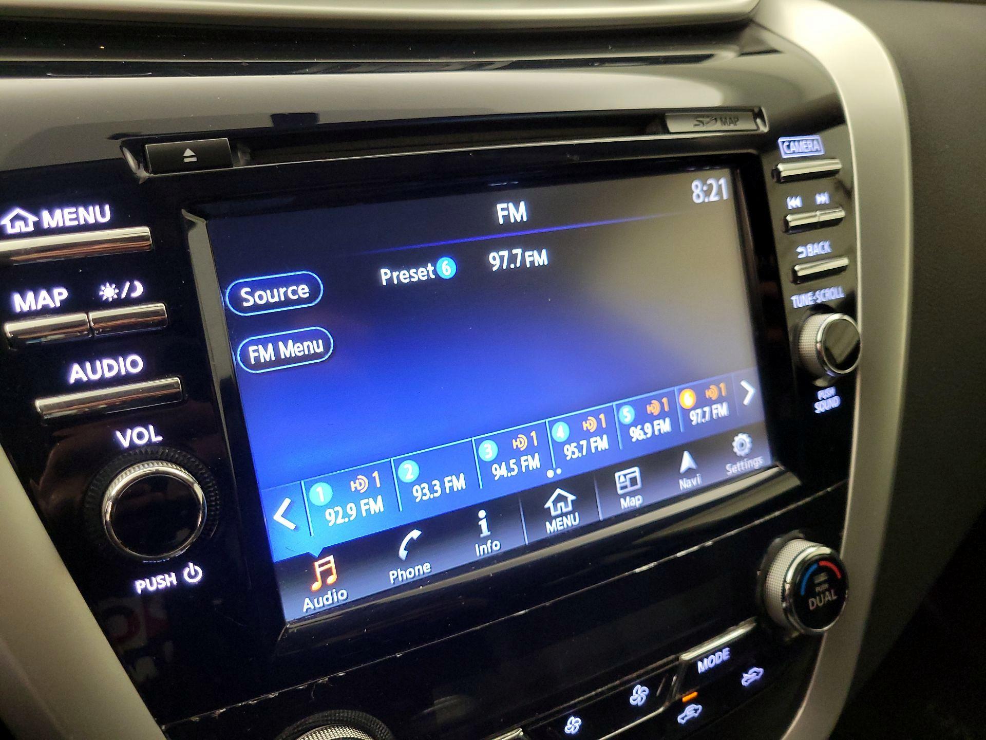 Thumbnail: 2017 Nissan Murano - 16