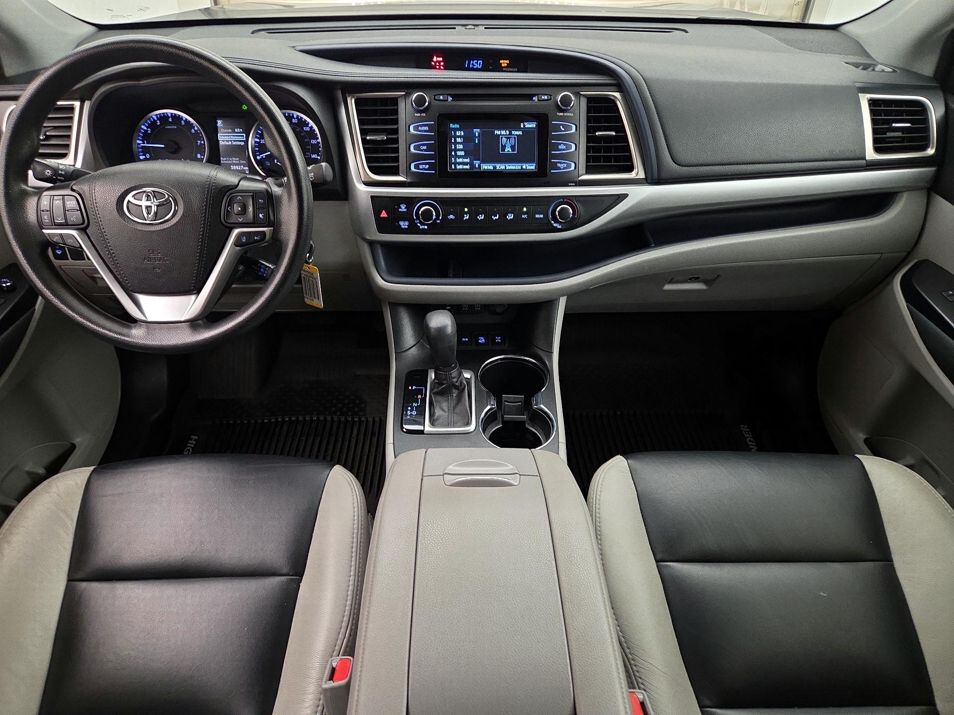 Thumbnail: 2019 Toyota Highlander - 9