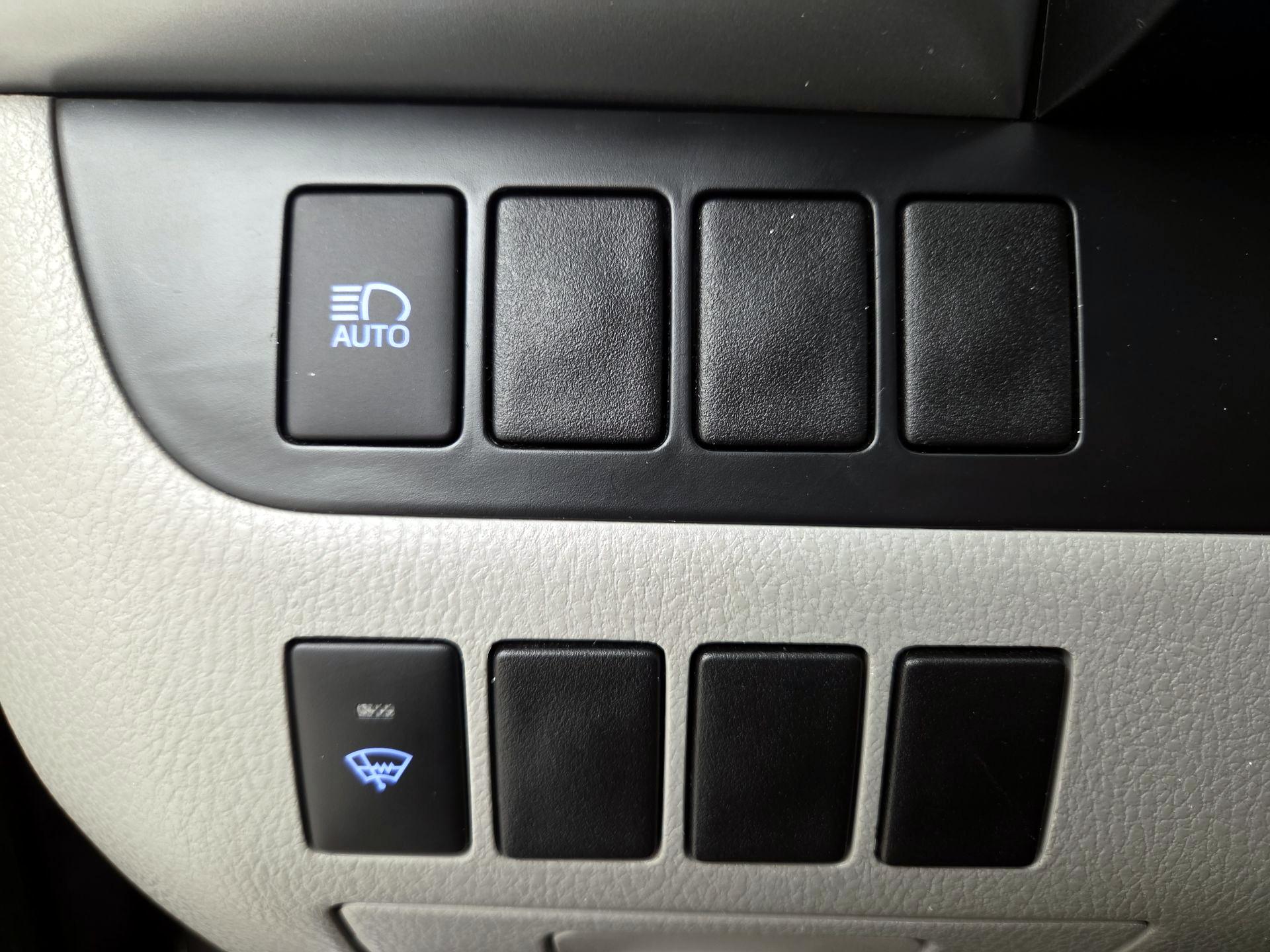 Thumbnail: 2019 Toyota Highlander - 13