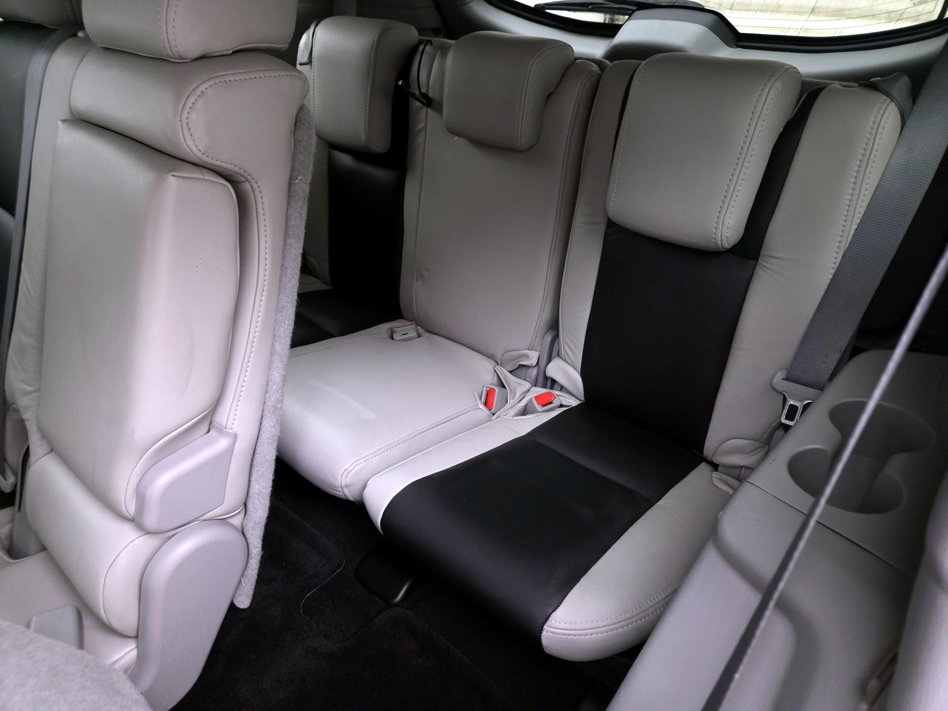 Thumbnail: 2019 Toyota Highlander - 20