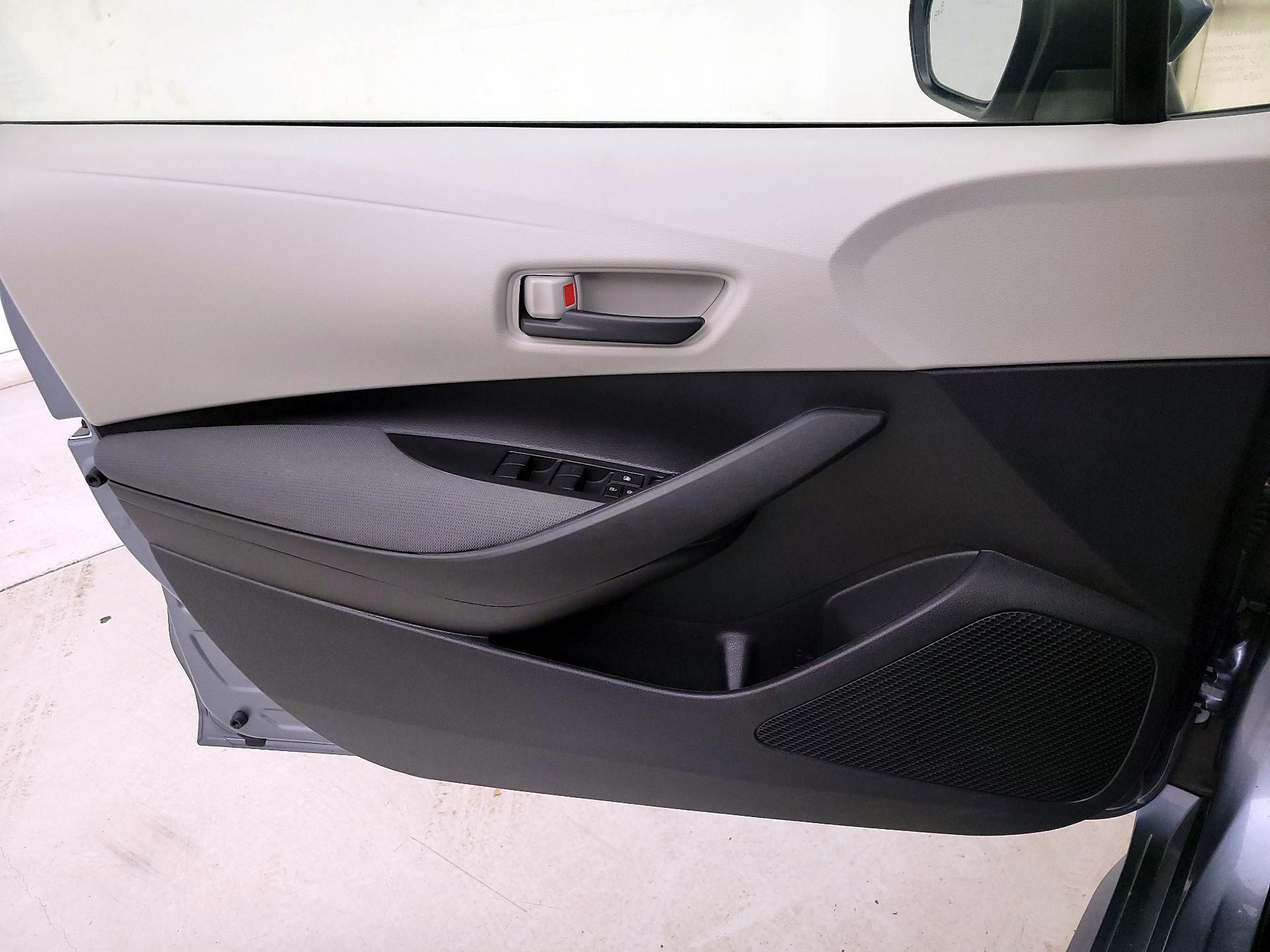 Thumbnail: 2022 Toyota Corolla - 12