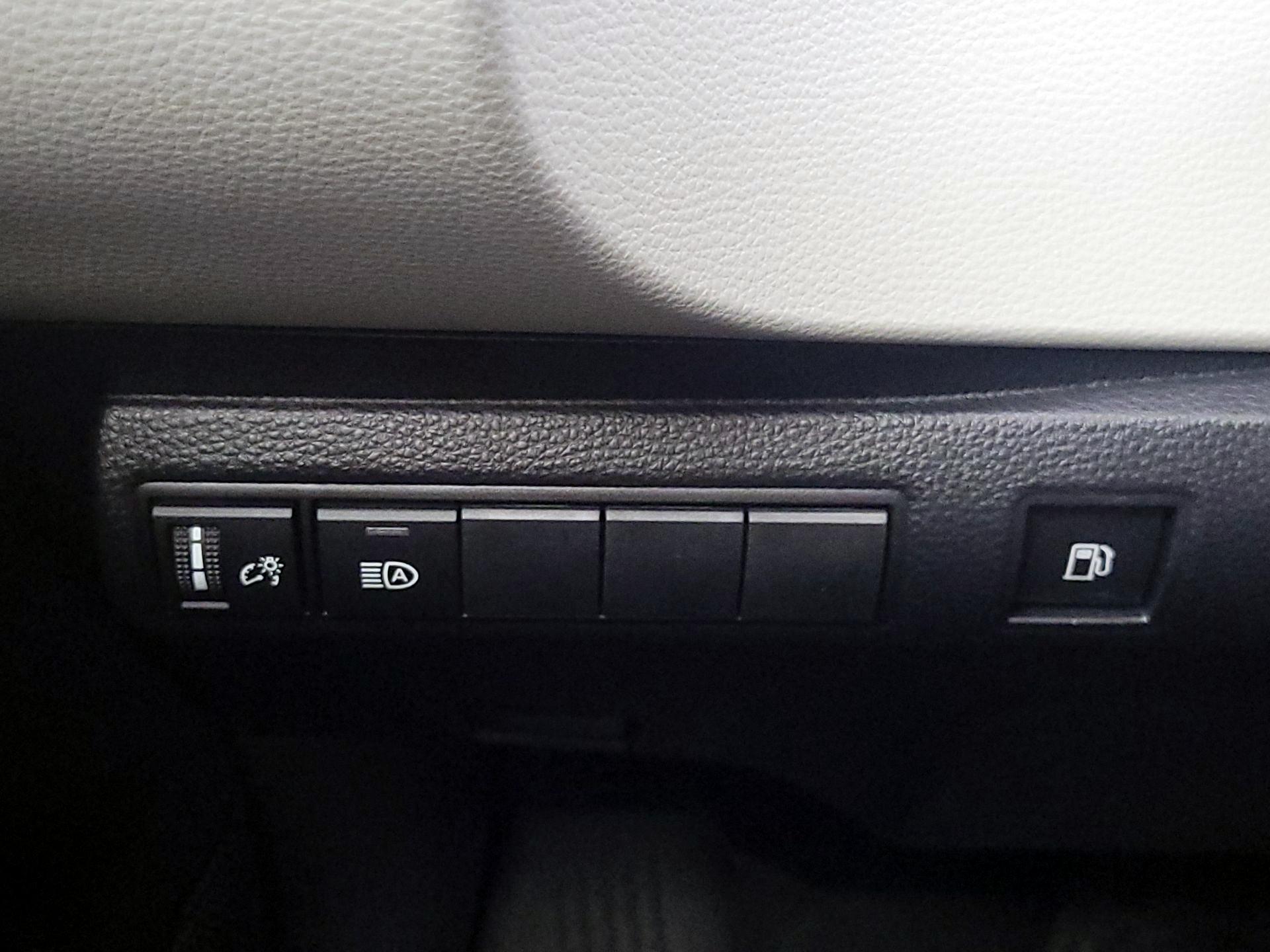 Thumbnail: 2022 Toyota Corolla - 13