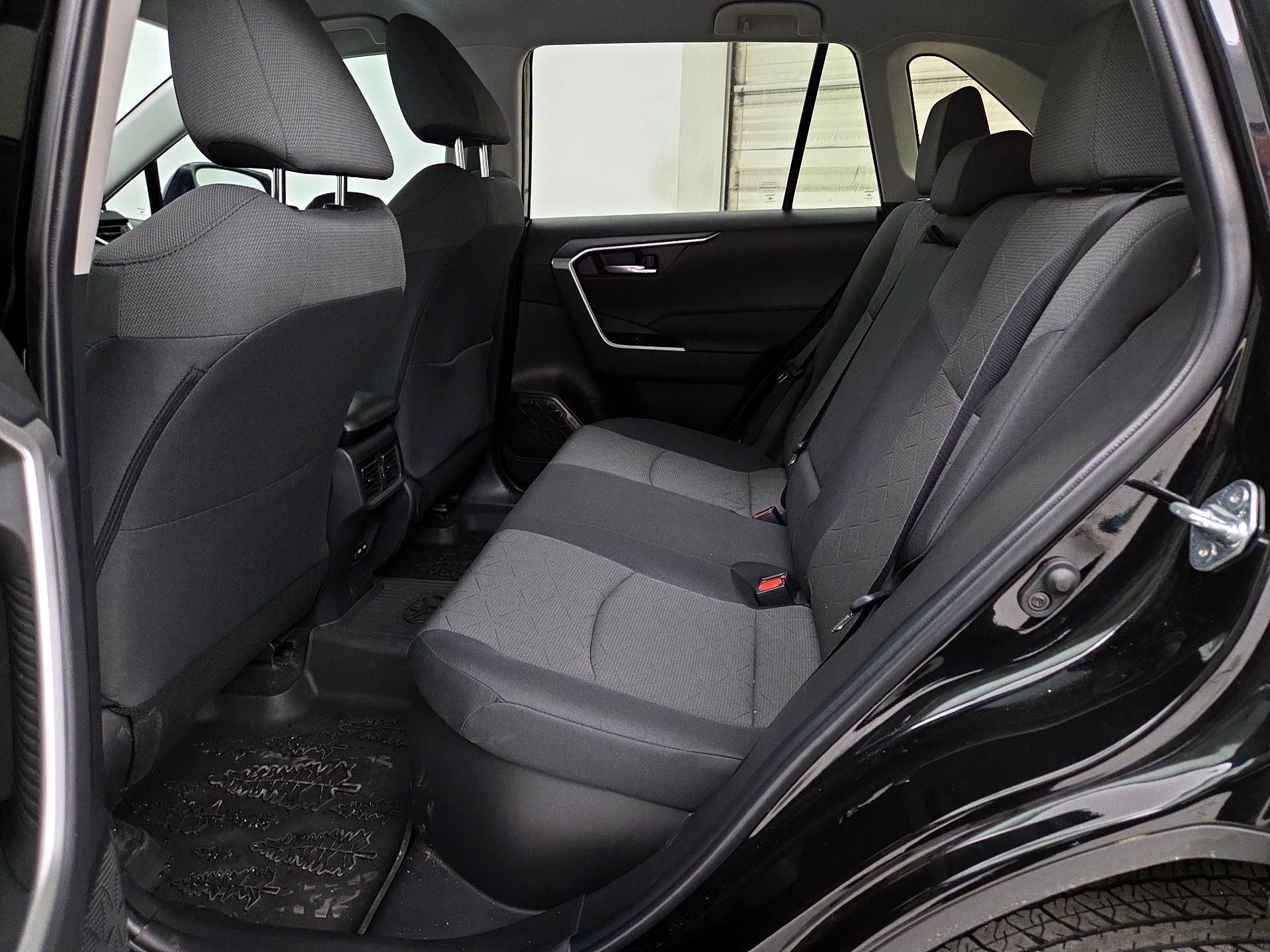 Thumbnail: 2024 Toyota RAV4 - 19