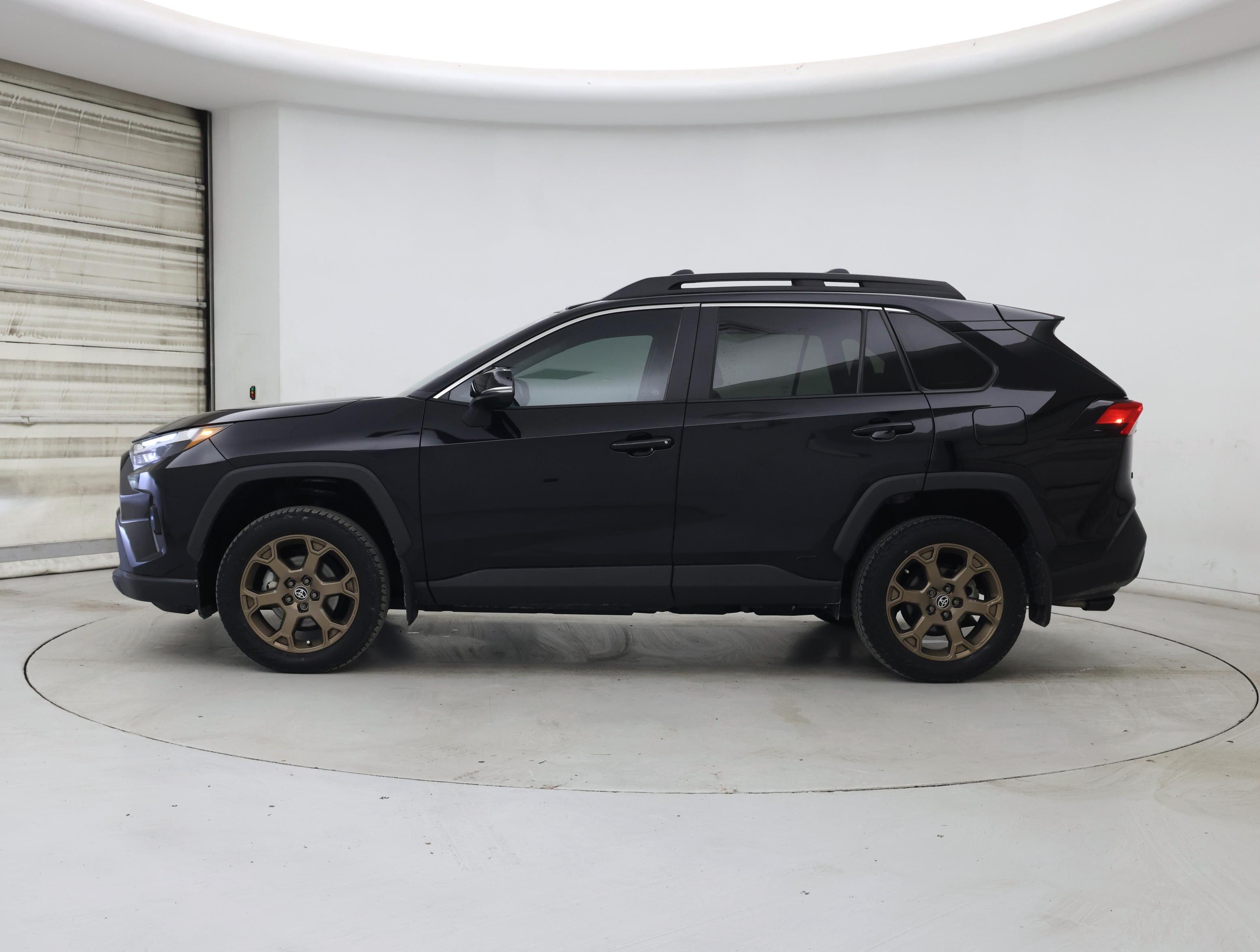 Thumbnail: 2024 Toyota RAV4 - 3