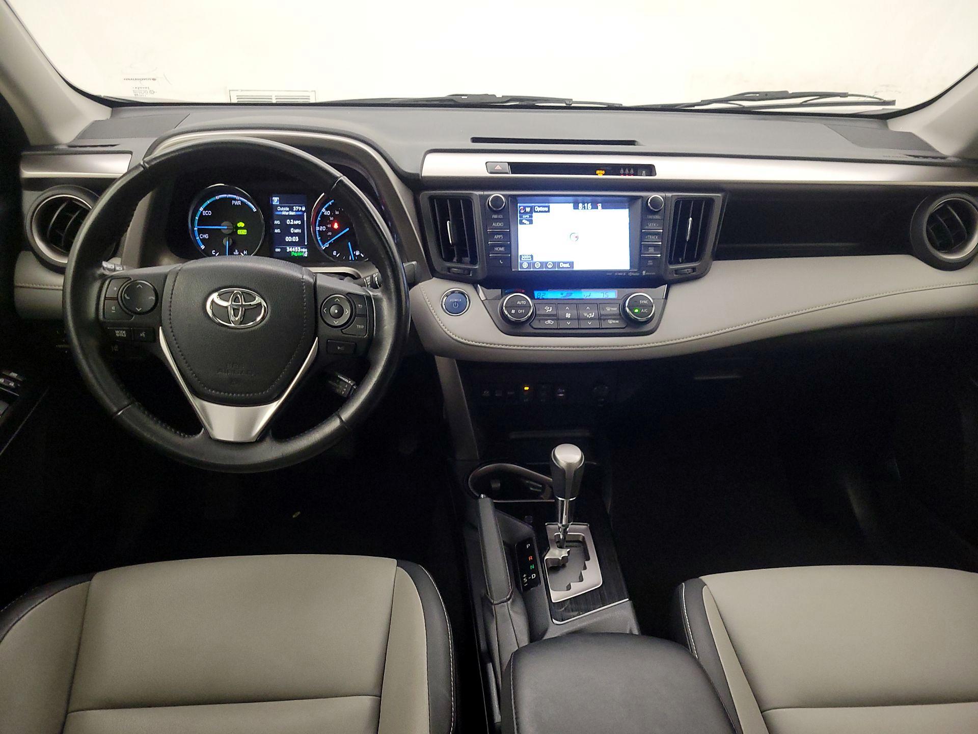 Thumbnail: 2018 Toyota RAV4 - 9