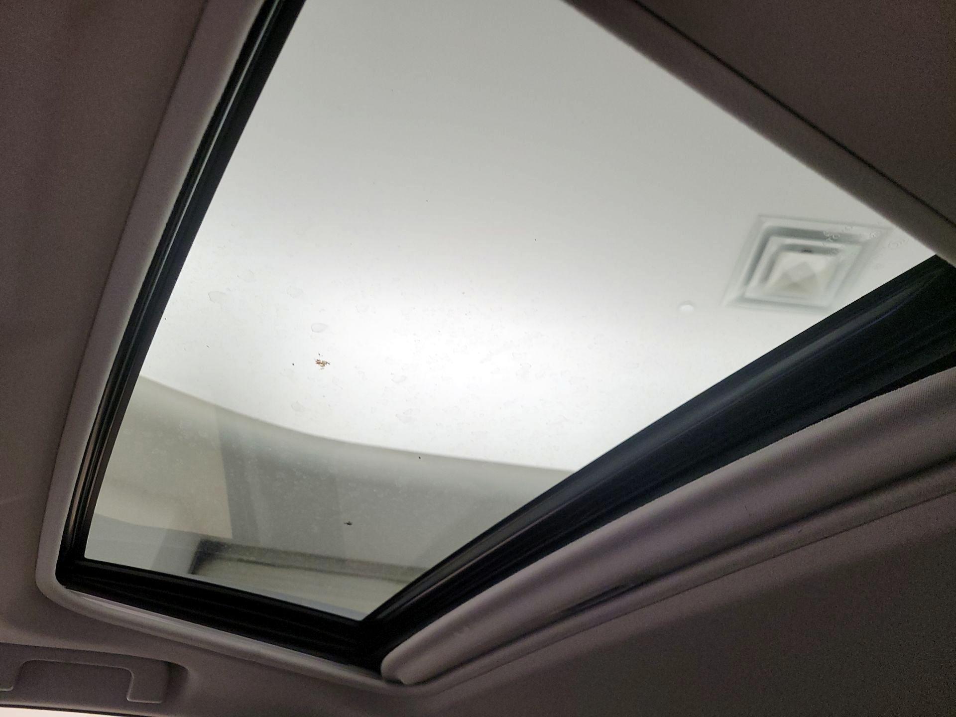 Thumbnail: 2018 Toyota RAV4 - 20