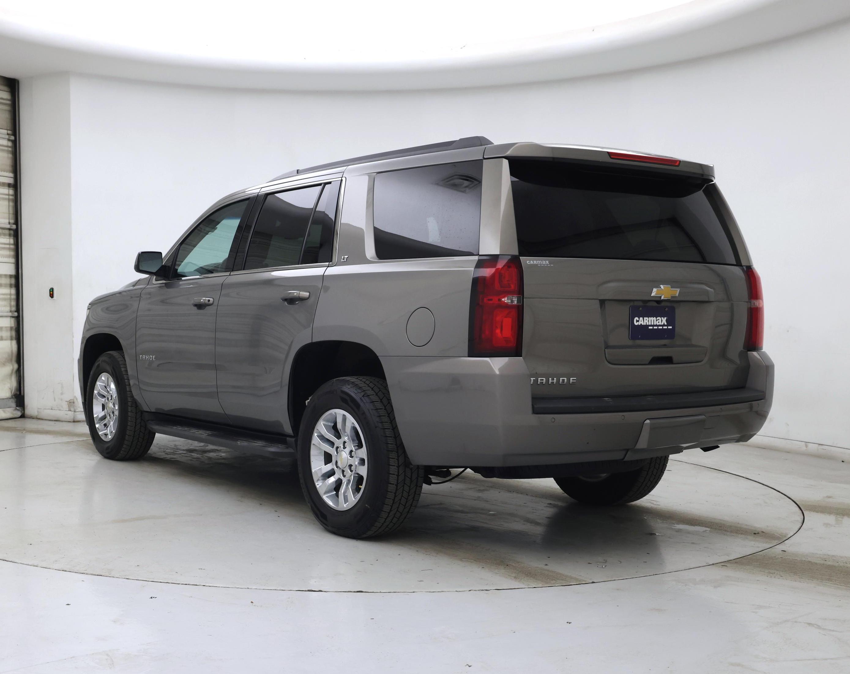 Thumbnail: 2018 Chevrolet Tahoe - 2