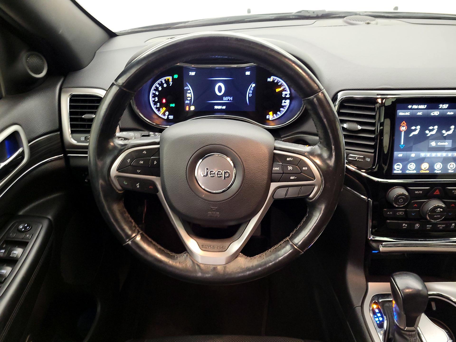 Thumbnail: 2020 Jeep Grand Cherokee - 10