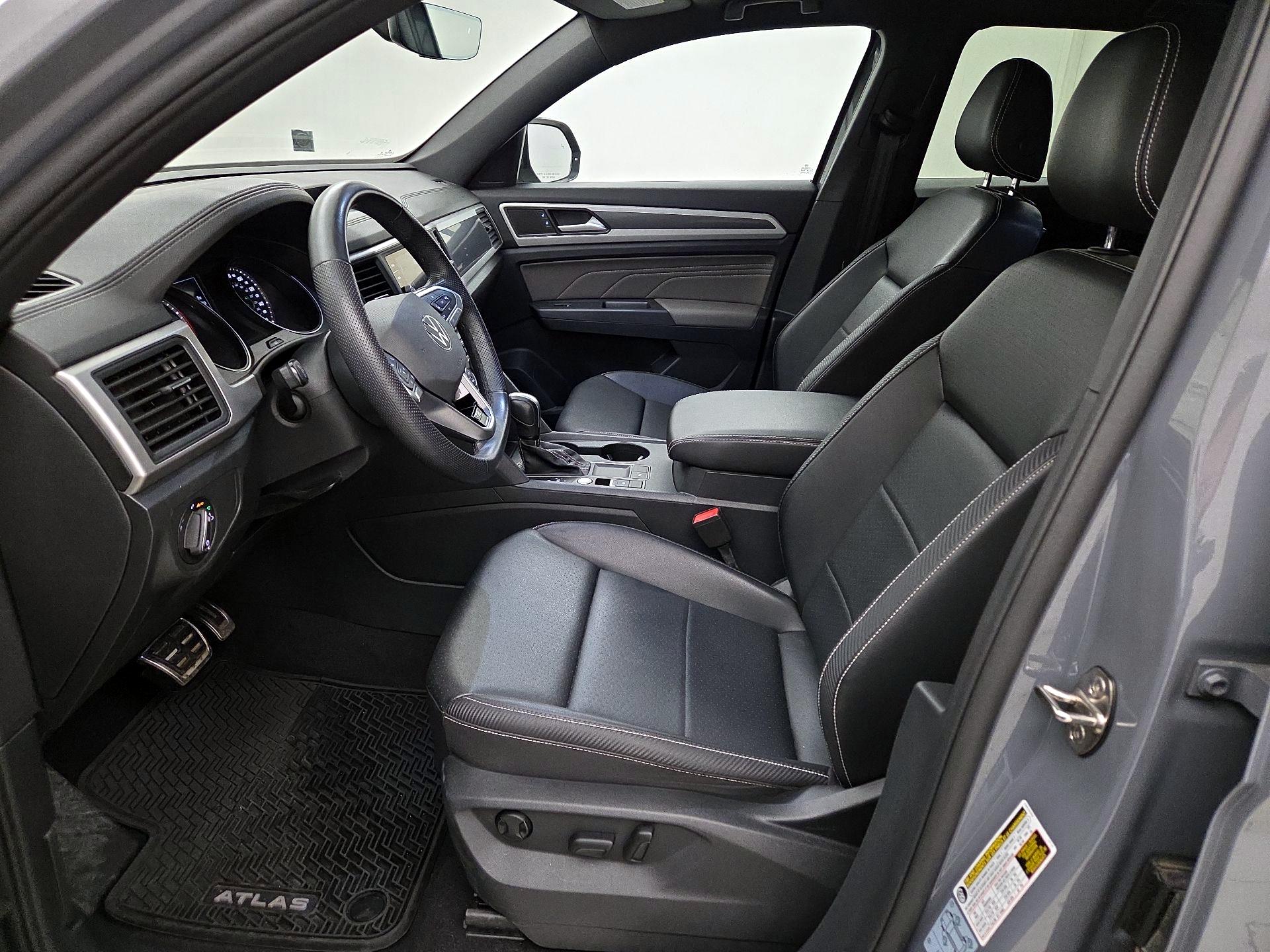 Thumbnail: 2021 Volkswagen Atlas - 11