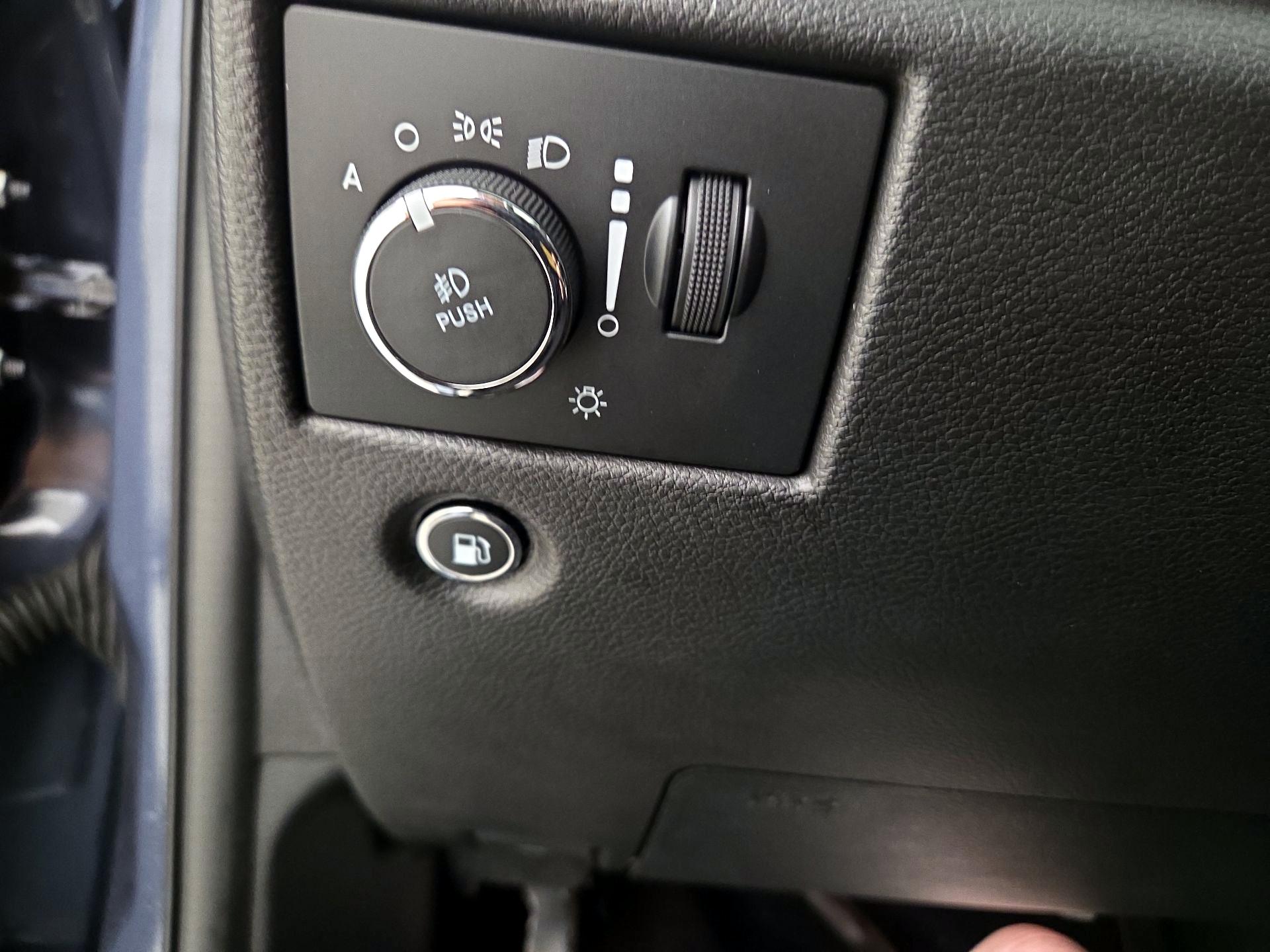 Thumbnail: 2021 Jeep Grand Cherokee - 13