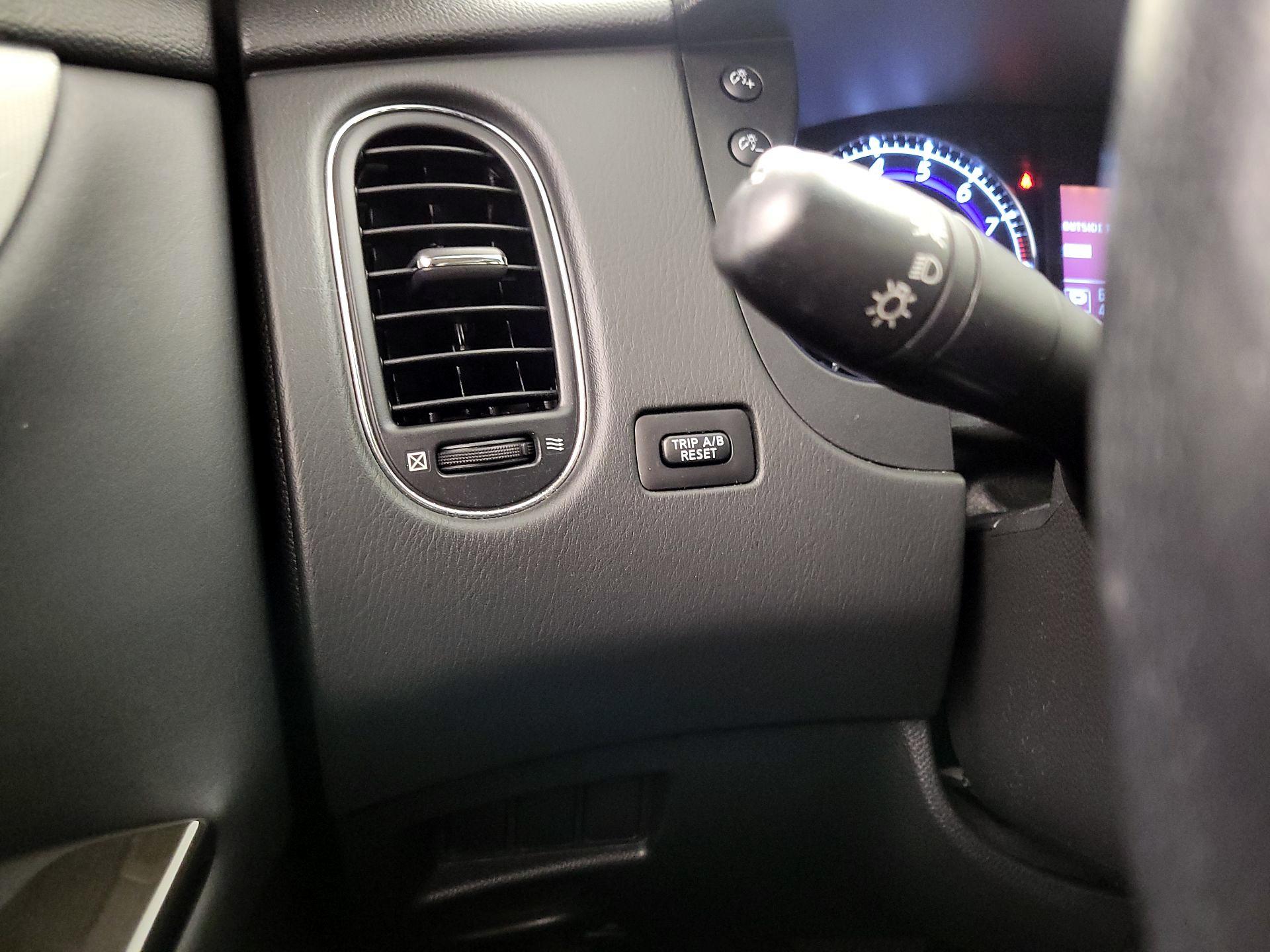 Thumbnail: 2017 INFINITI QX50 - 13