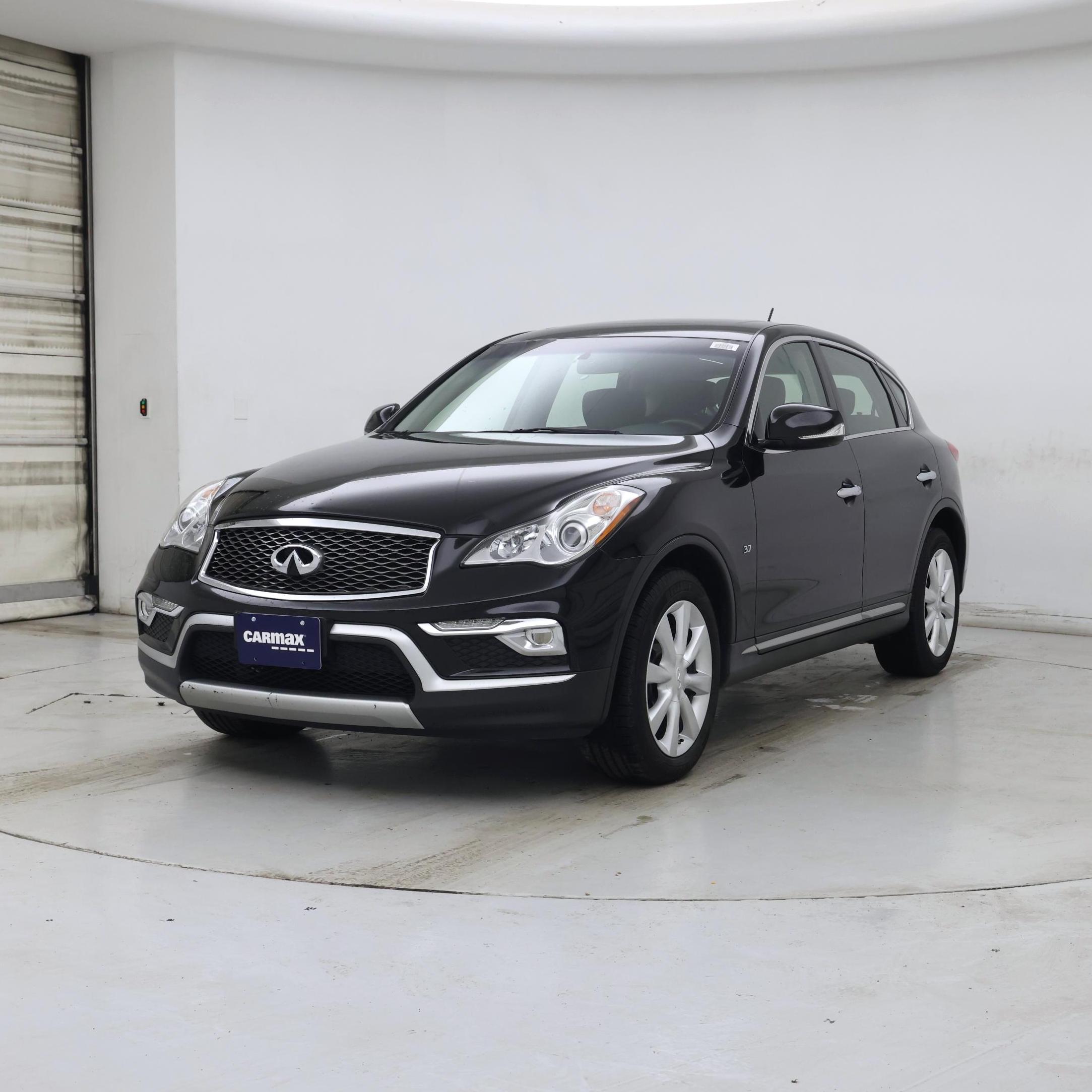Thumbnail: 2017 INFINITI QX50 - 4