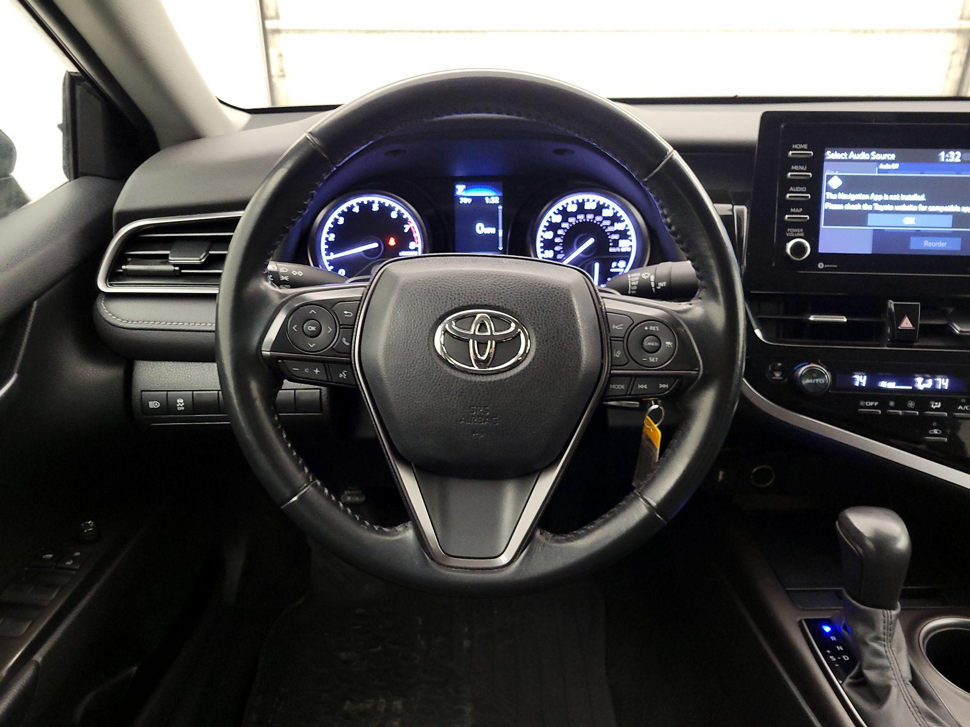 Thumbnail: 2023 Toyota Camry - 10