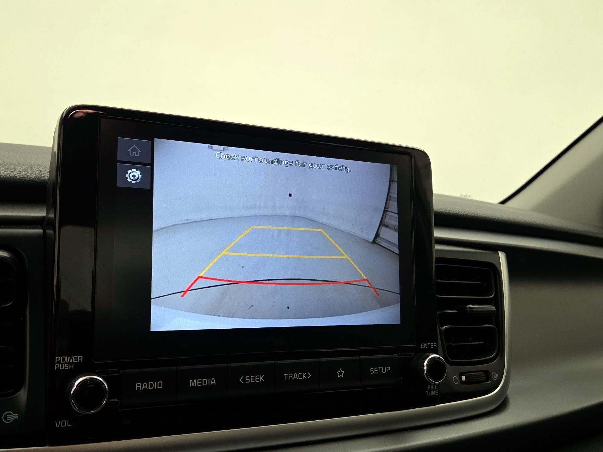 Thumbnail: 2022 Kia Rio - 14