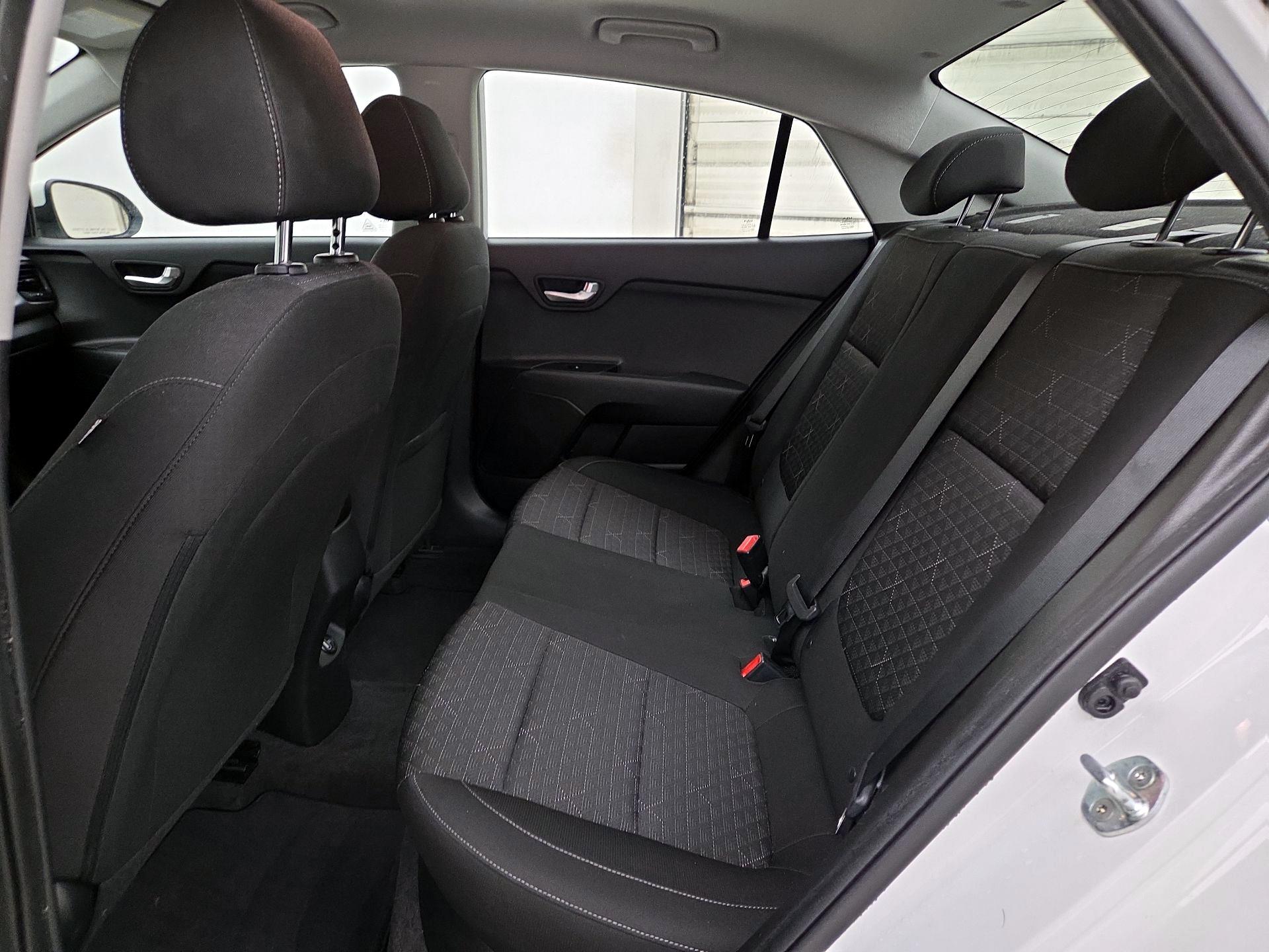 Thumbnail: 2022 Kia Rio - 19