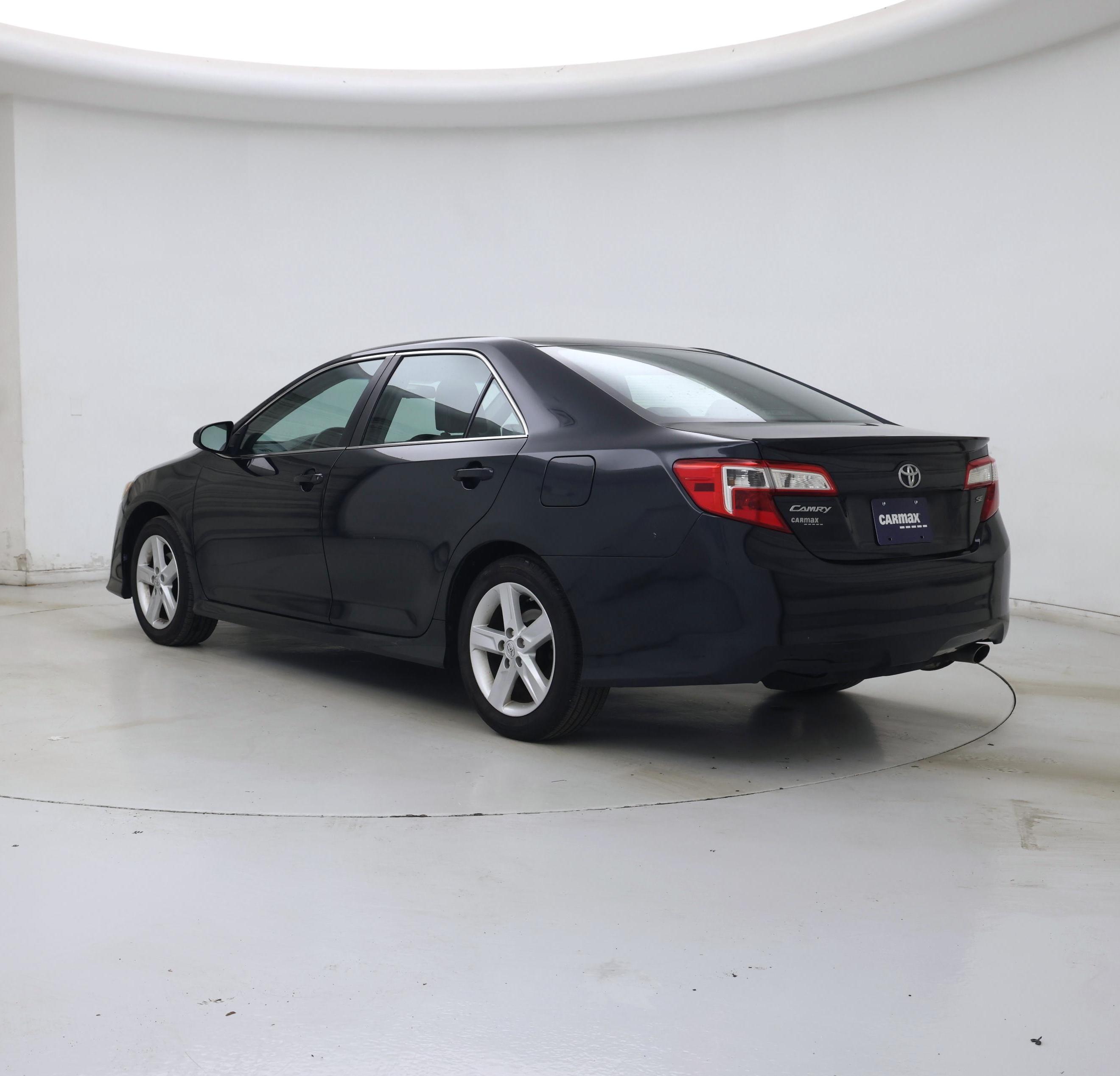Thumbnail: 2014 Toyota Camry - 2