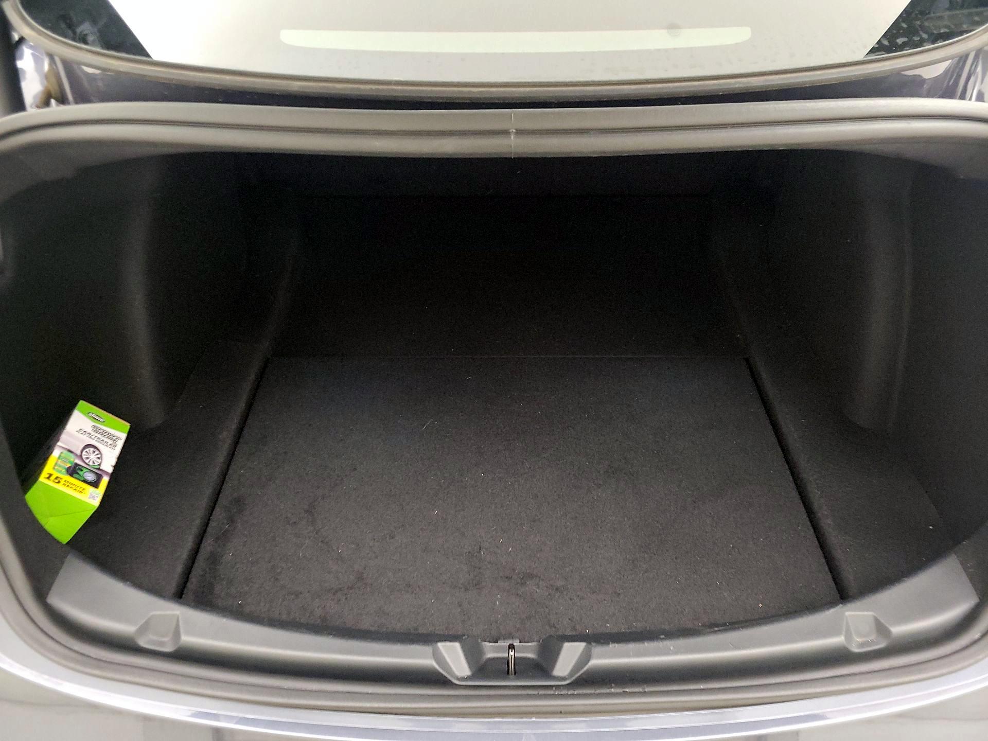 Thumbnail: 2023 Tesla Model 3 - 20