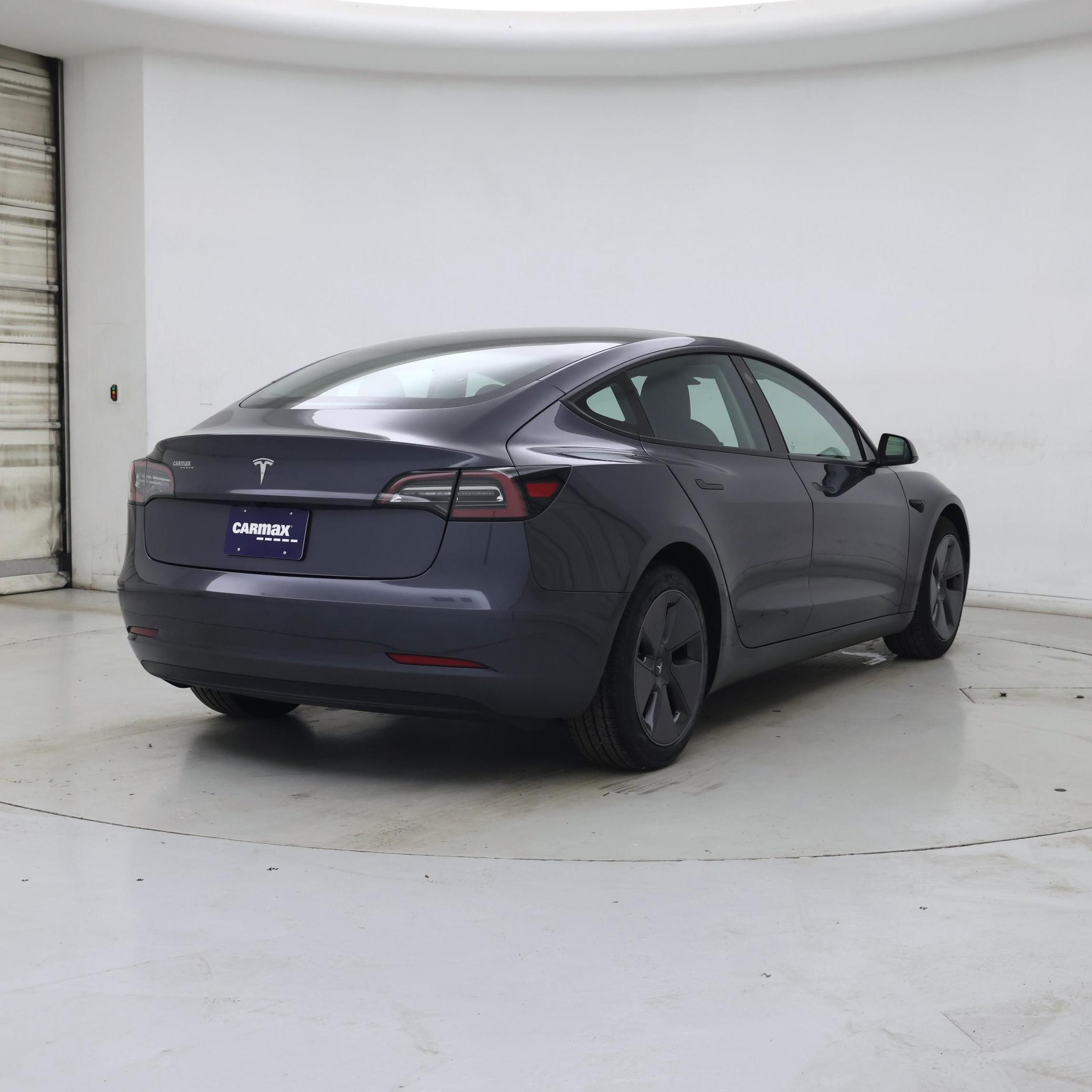 Thumbnail: 2023 Tesla Model 3 - 8