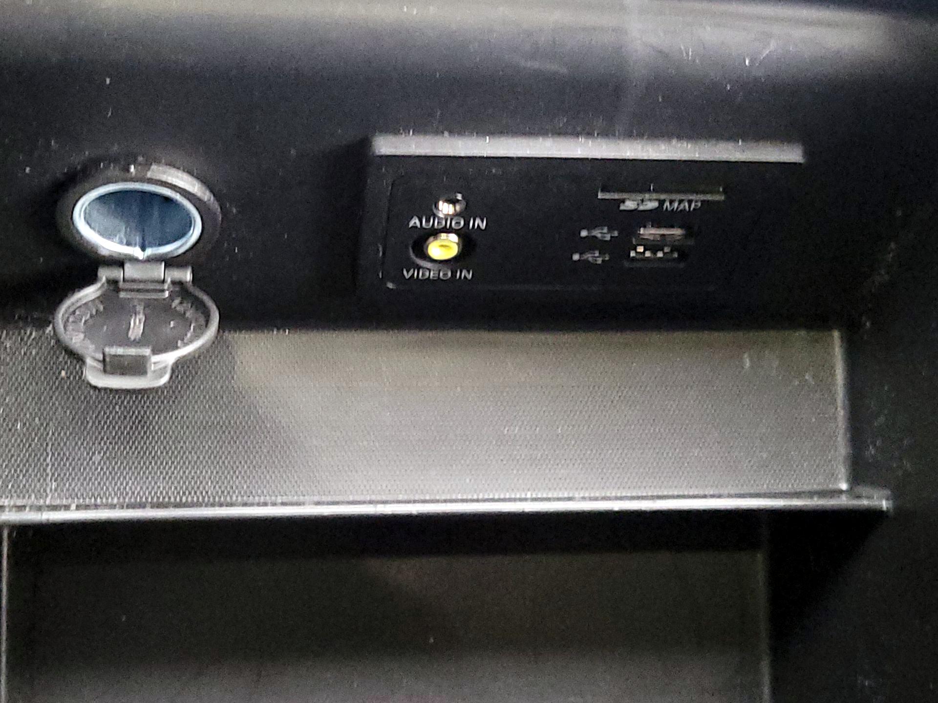 Thumbnail: 2020 Nissan Pathfinder - 18