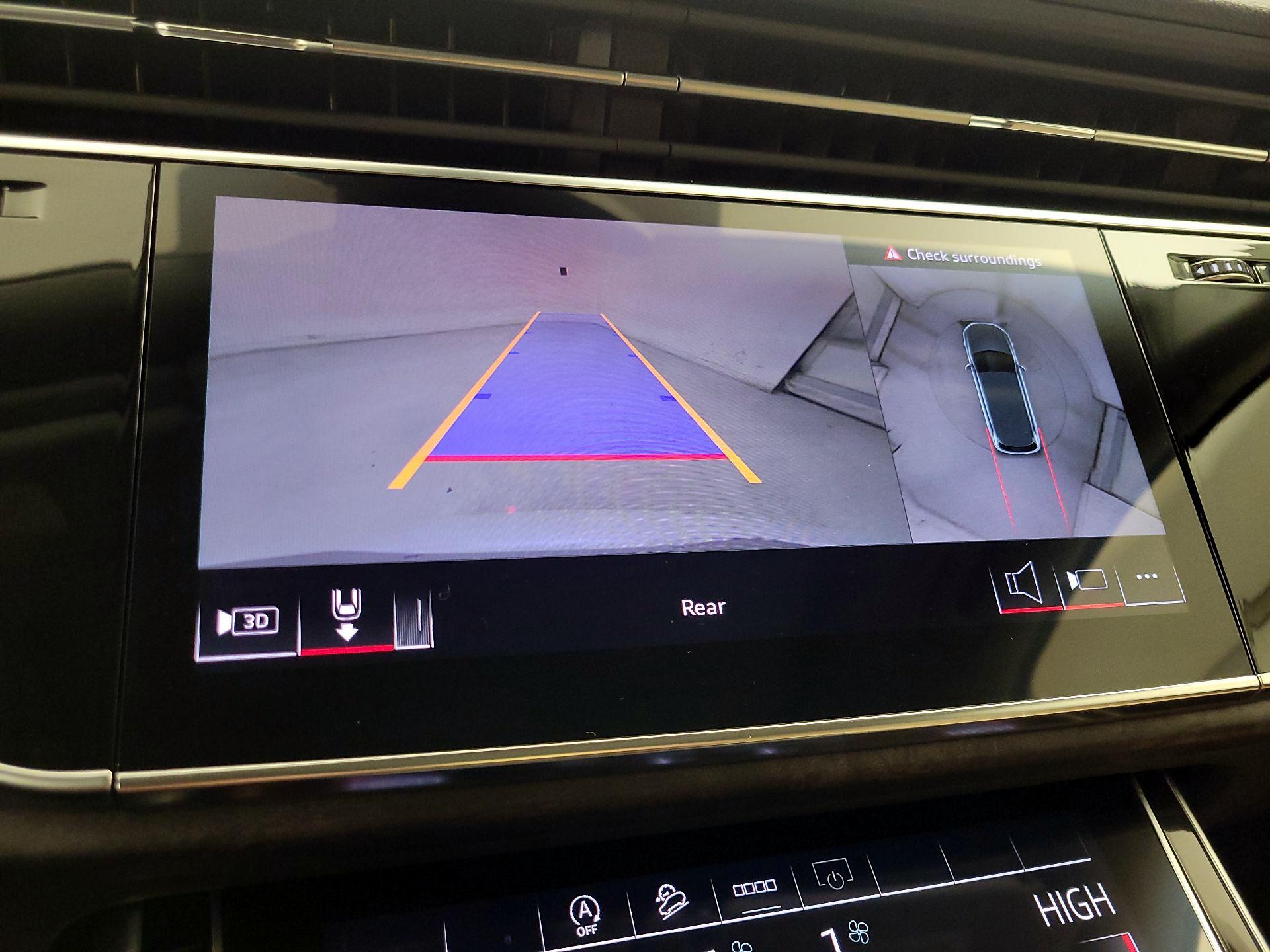 Thumbnail: 2025 Audi Q7 - 15