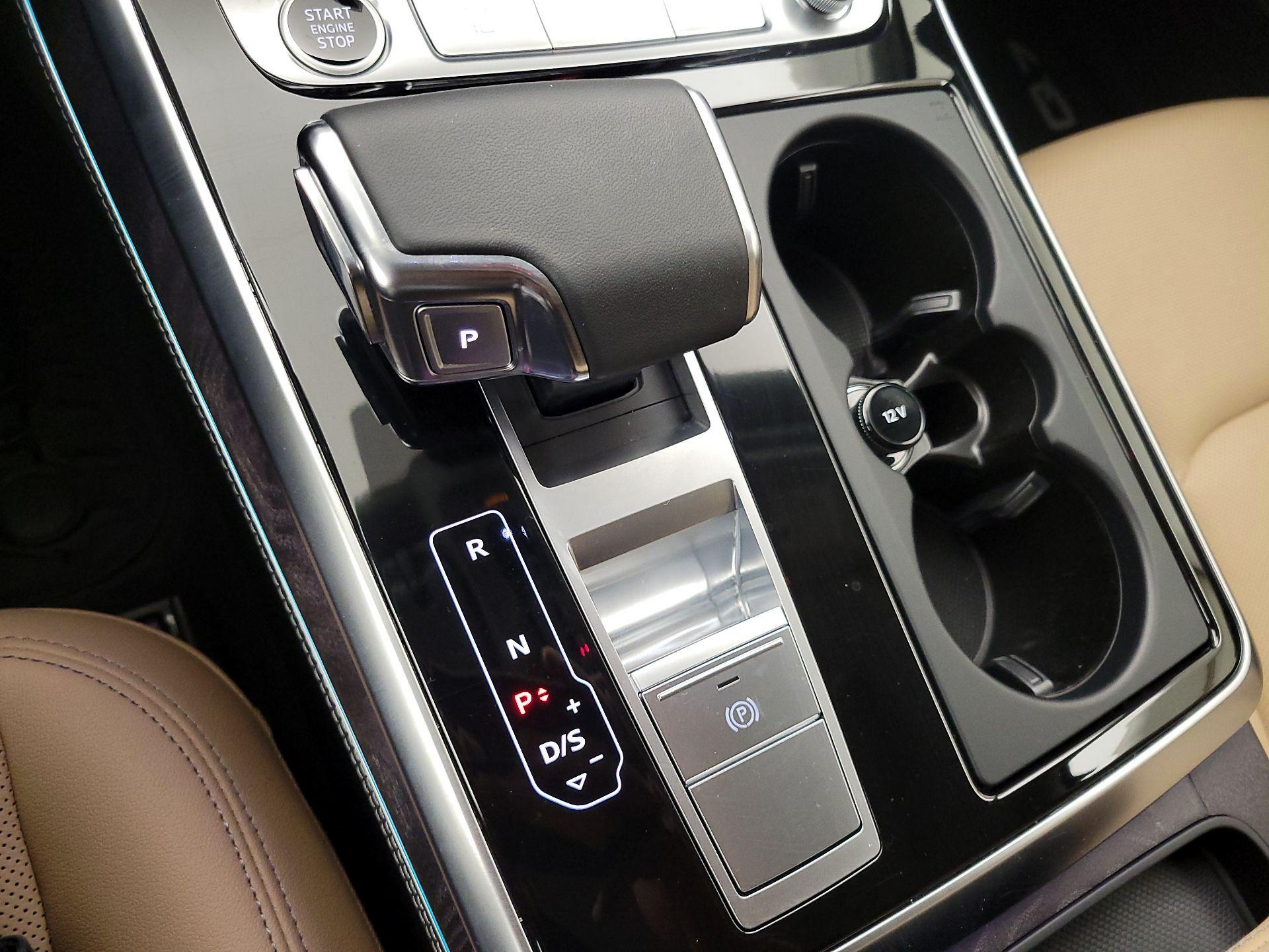 Thumbnail: 2025 Audi Q7 - 18