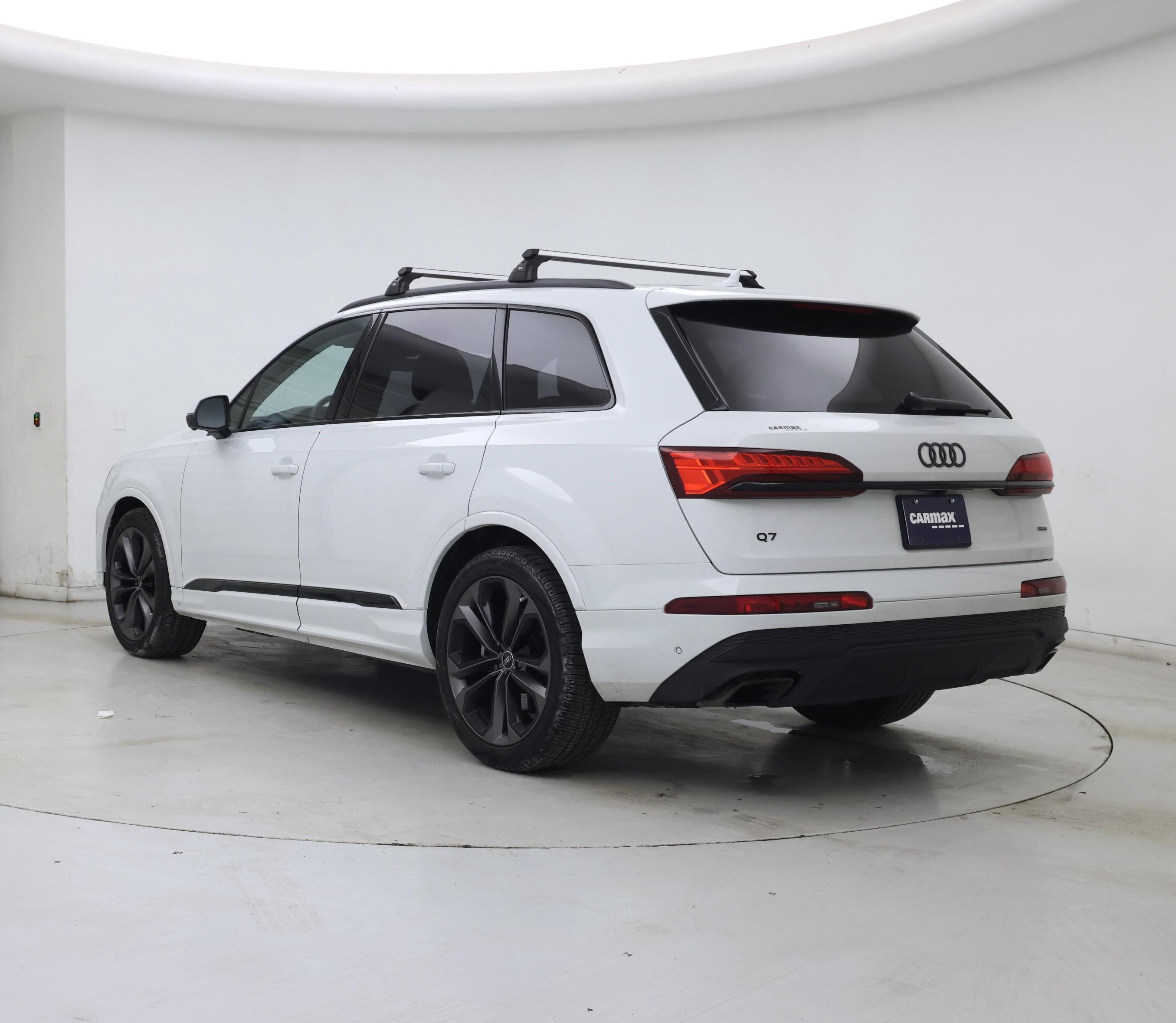 Thumbnail: 2025 Audi Q7 - 2