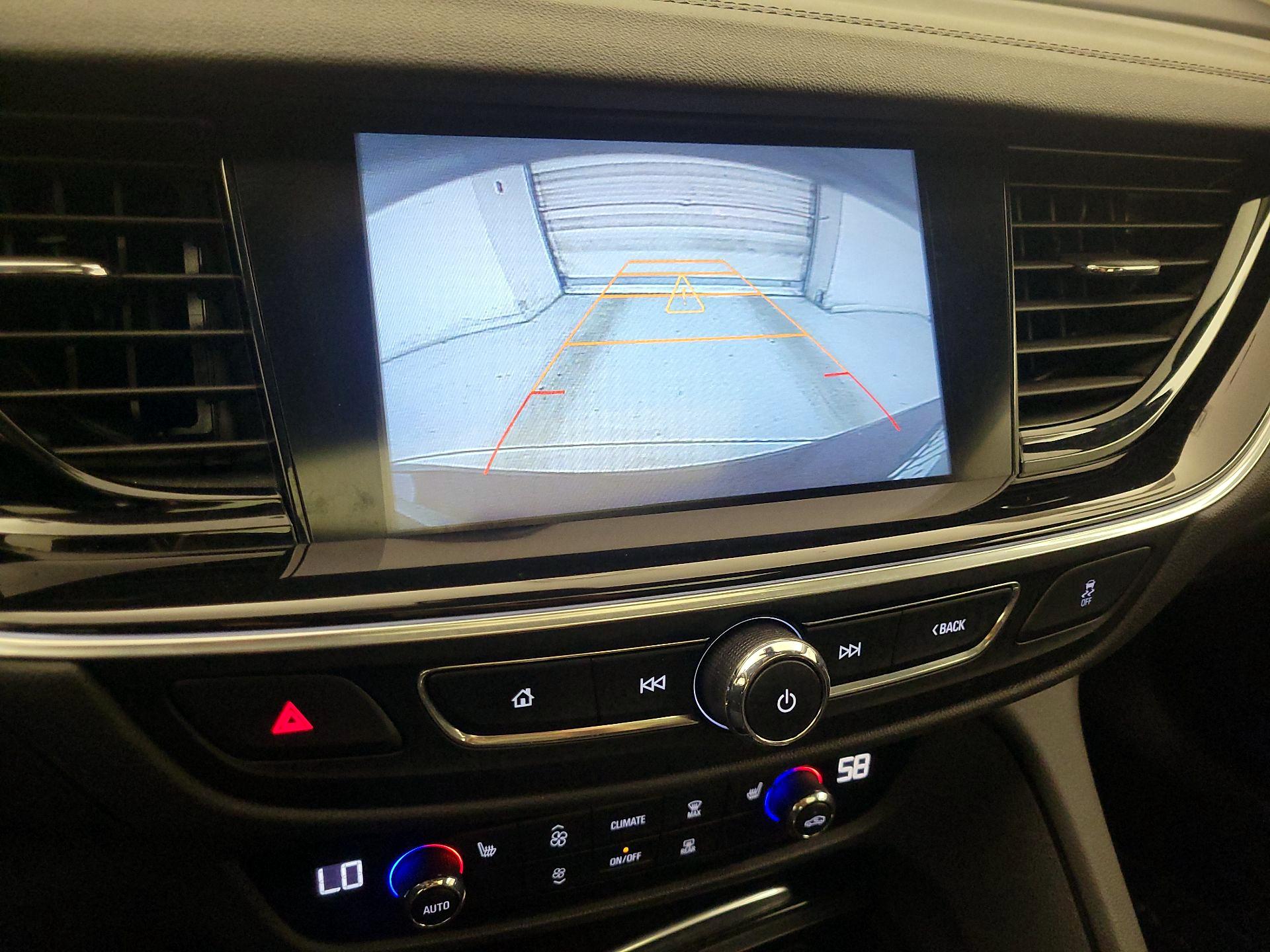 Thumbnail: 2018 Buick Regal - 14