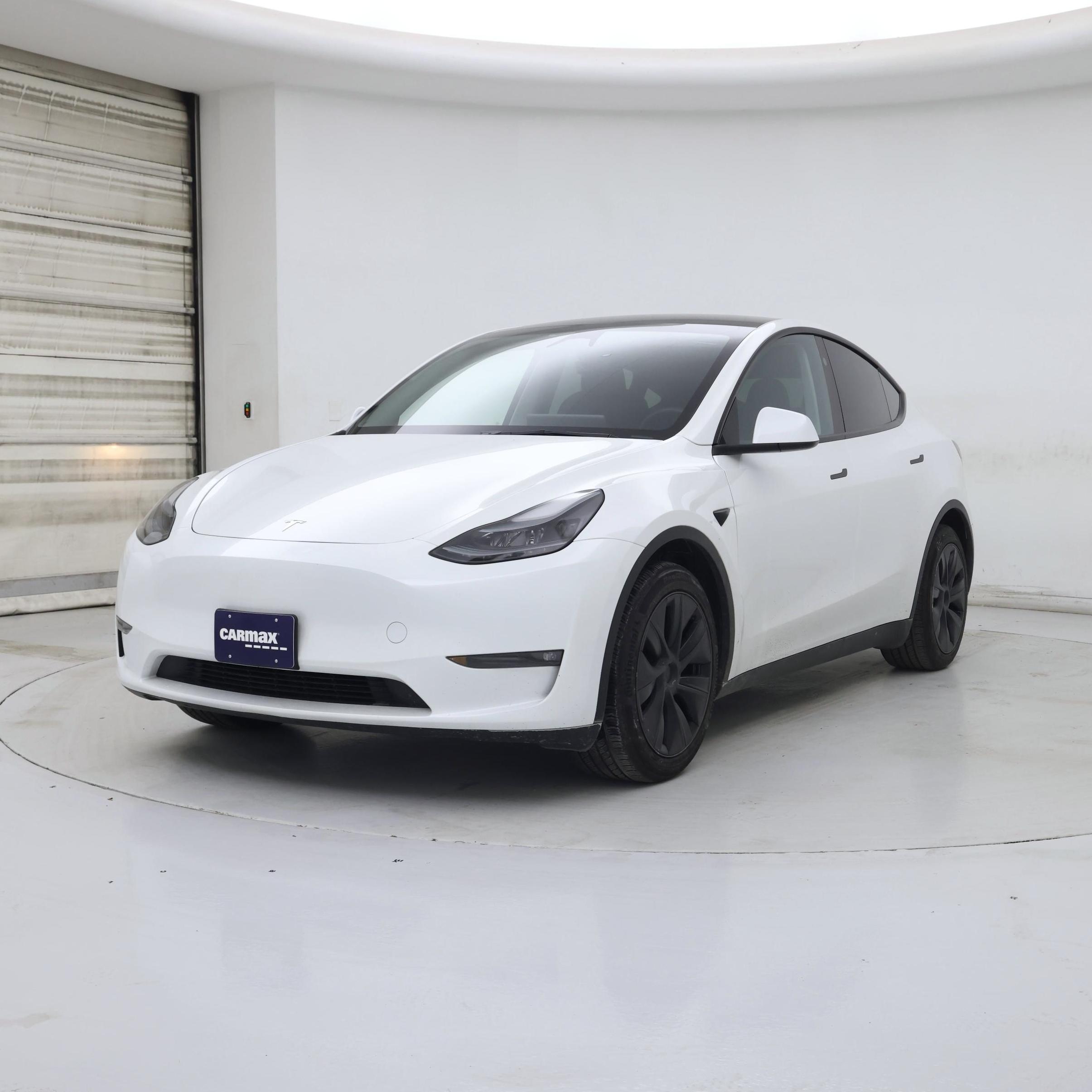 Thumbnail: 2025 Tesla Model Y - 4