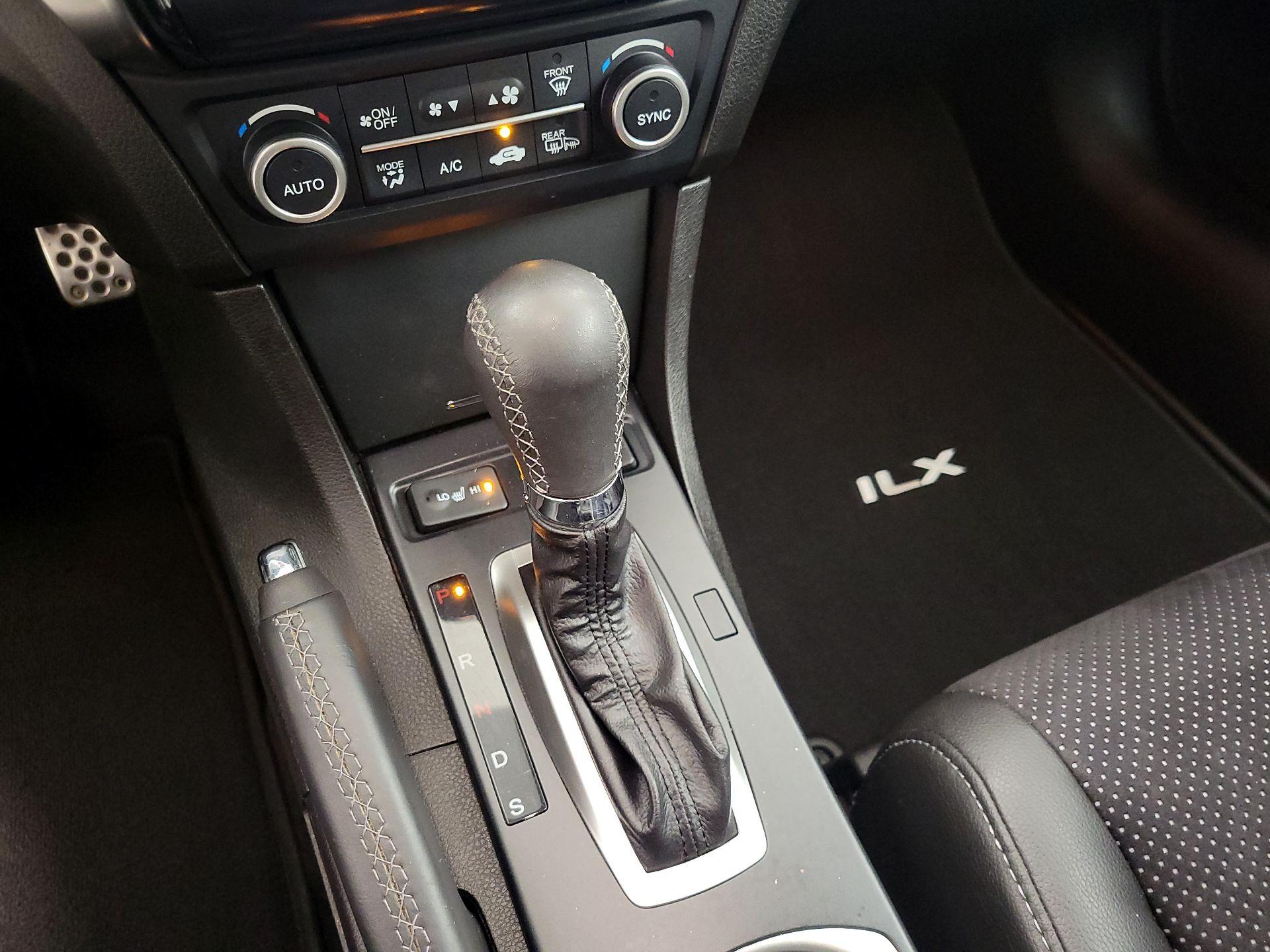 Thumbnail: 2016 Acura ILX - 18