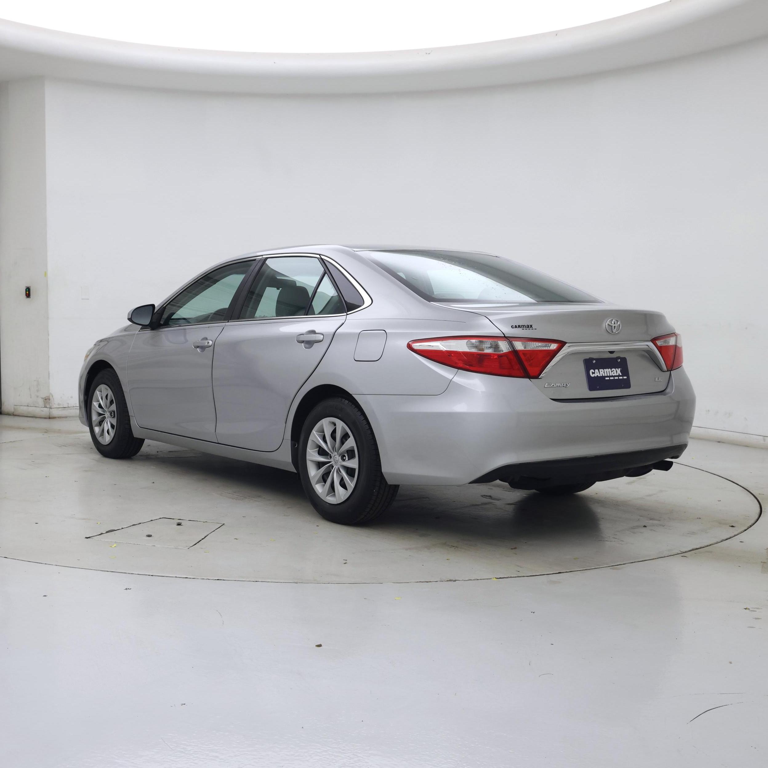 Thumbnail: 2015 Toyota Camry - 2